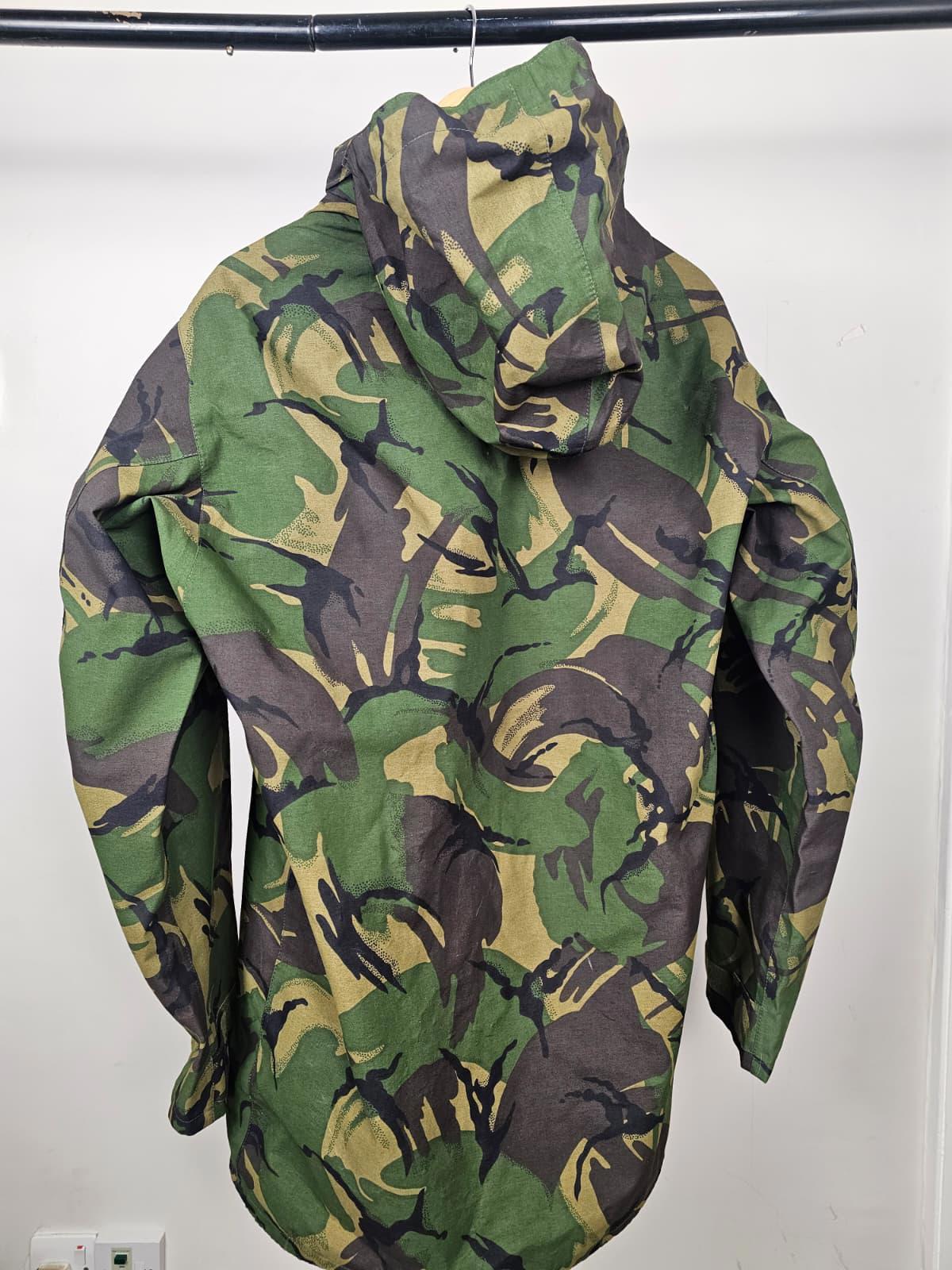 Army Issue DCTA Mens DPM Gore-Tex Full Zip Hooded Waterproof Jacket - L/XL