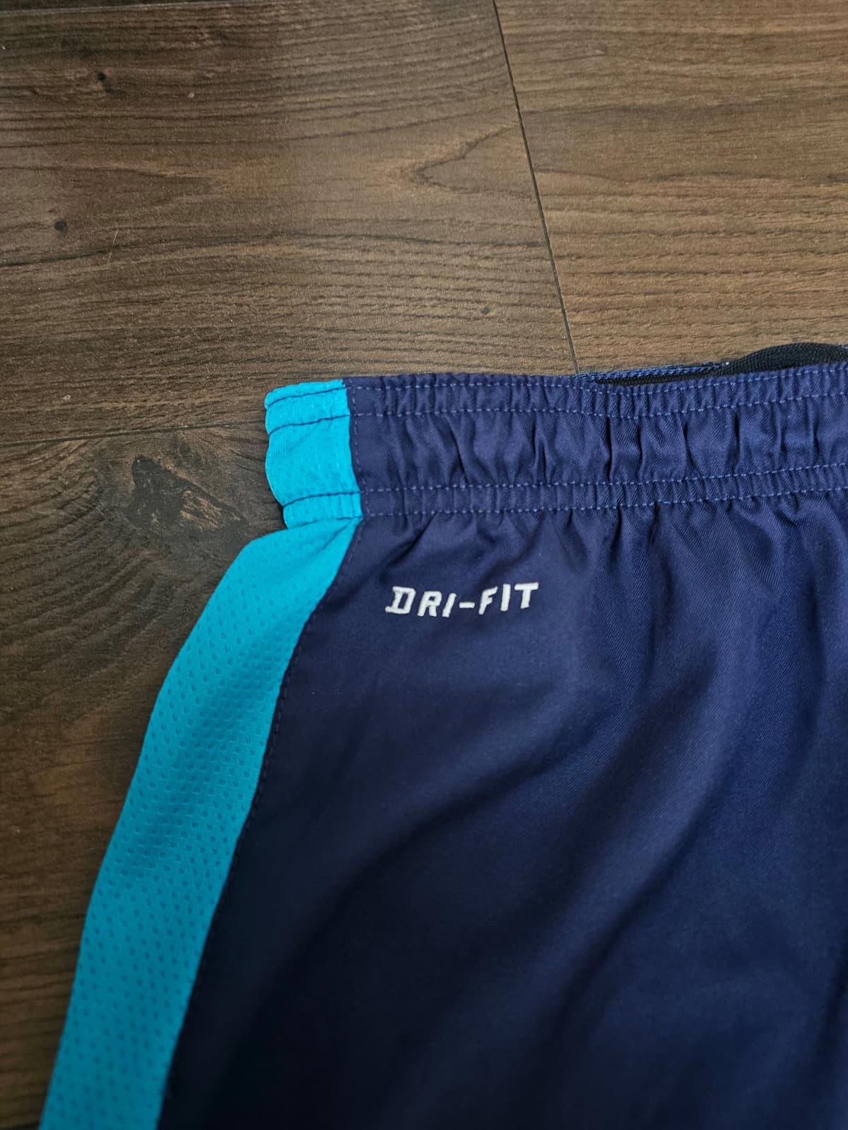 Nike Dri-Fit Mens Activewear/Gym/Workout Sports Shorts - M/Medium - 28-30 - Navy