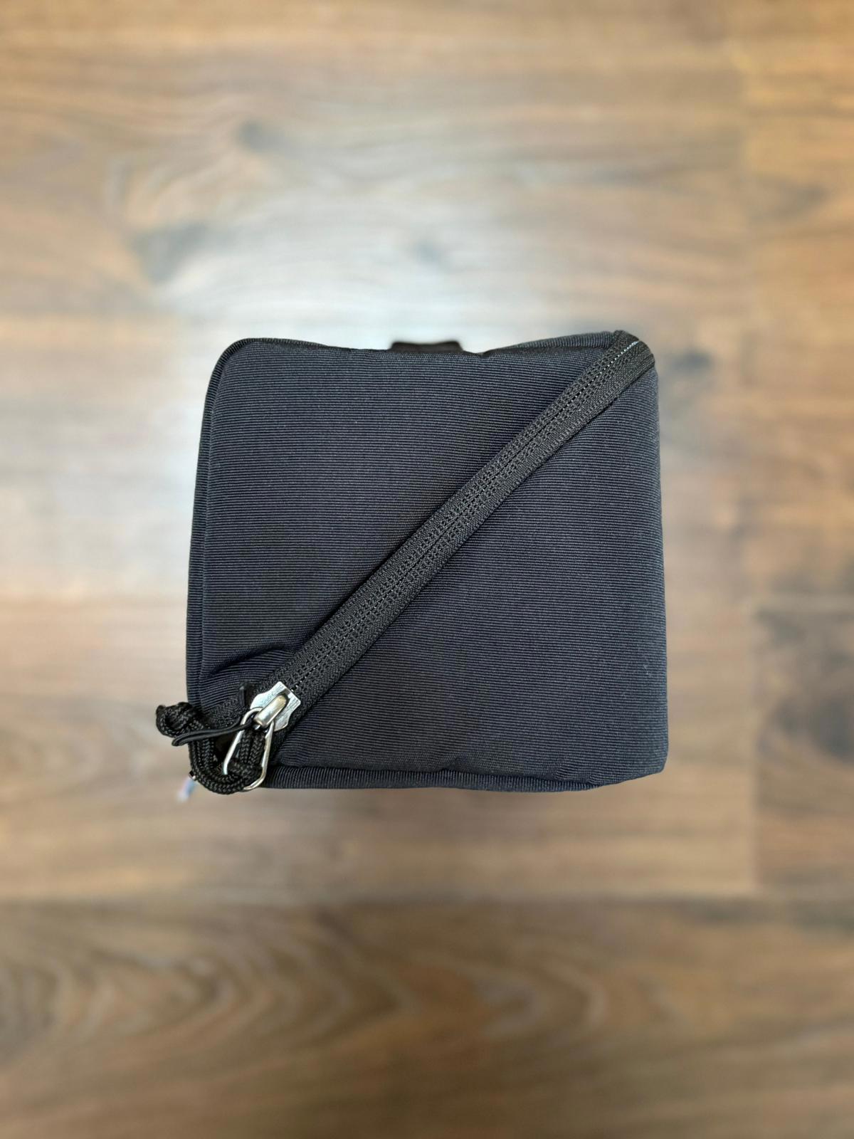 Cotopaxi Toiletry/Cosmetics/Home/Travel Kit - Cada Dia - Unisex - Black