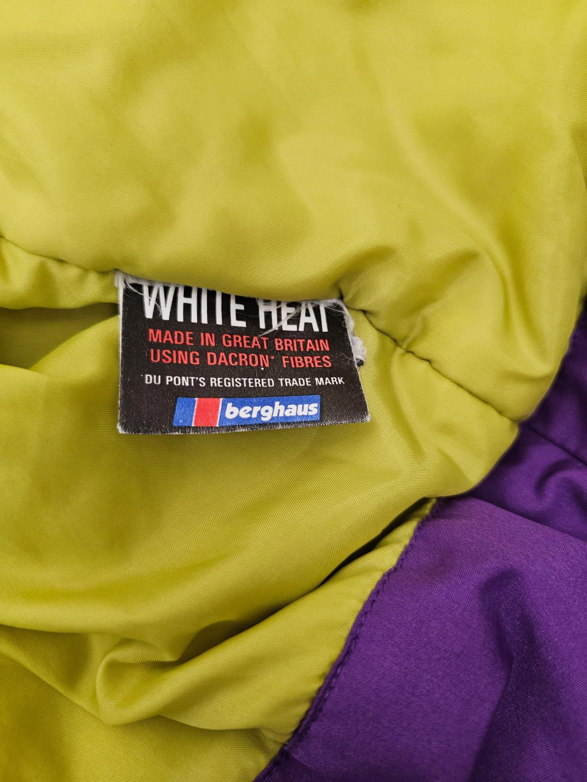 Berghaus Vintage 90s Full Zip Hooded Insulated Windbreaker Jacket/Coat - L/Large