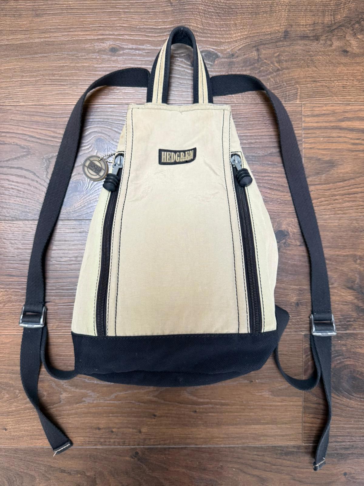 Hedgren Y2K 2000s Vintage Urban Mini Backpack/Rucksack - Unisex - Small