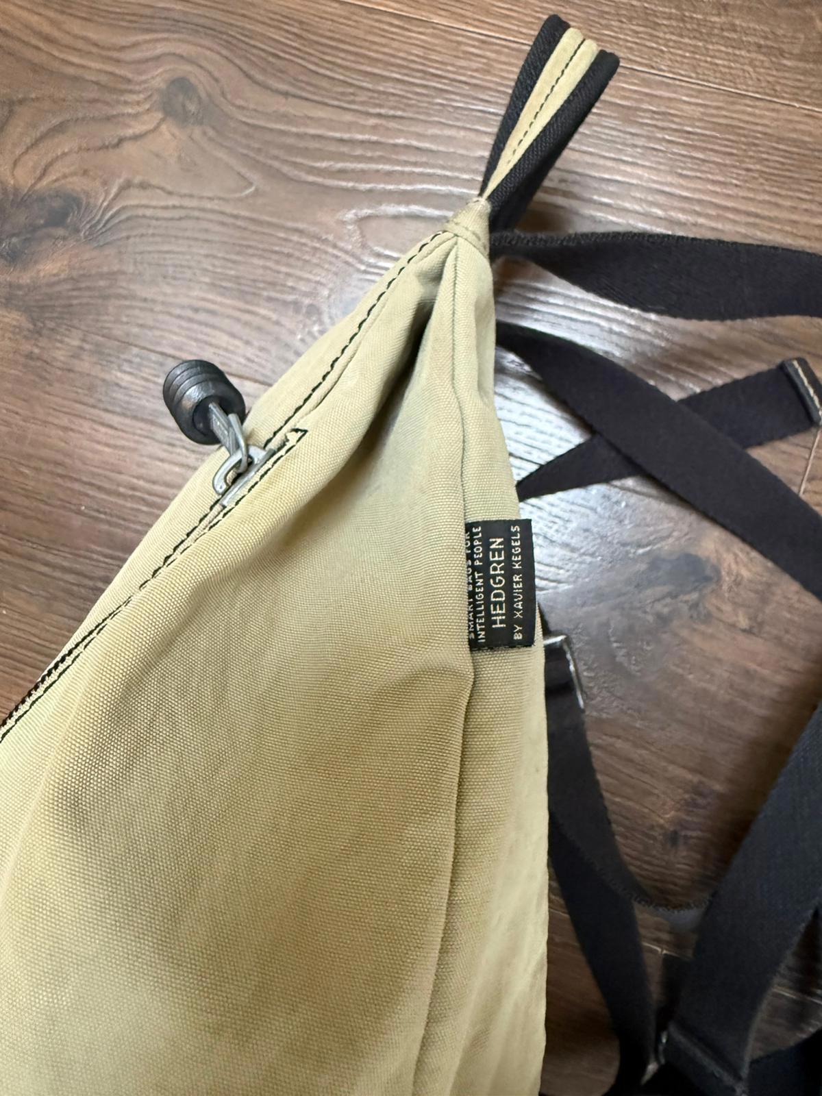 Hedgren Y2K 2000s Vintage Urban Mini Backpack/Rucksack - Unisex - Small