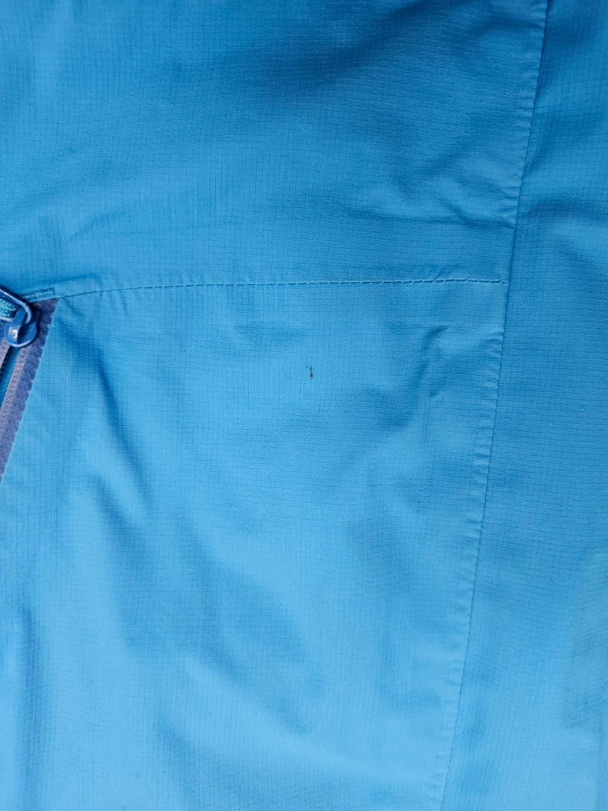 Berghaus Womens Gore-Tex Hooded Waterproof Hiking/Walking Jacket - UK 12 - Blue