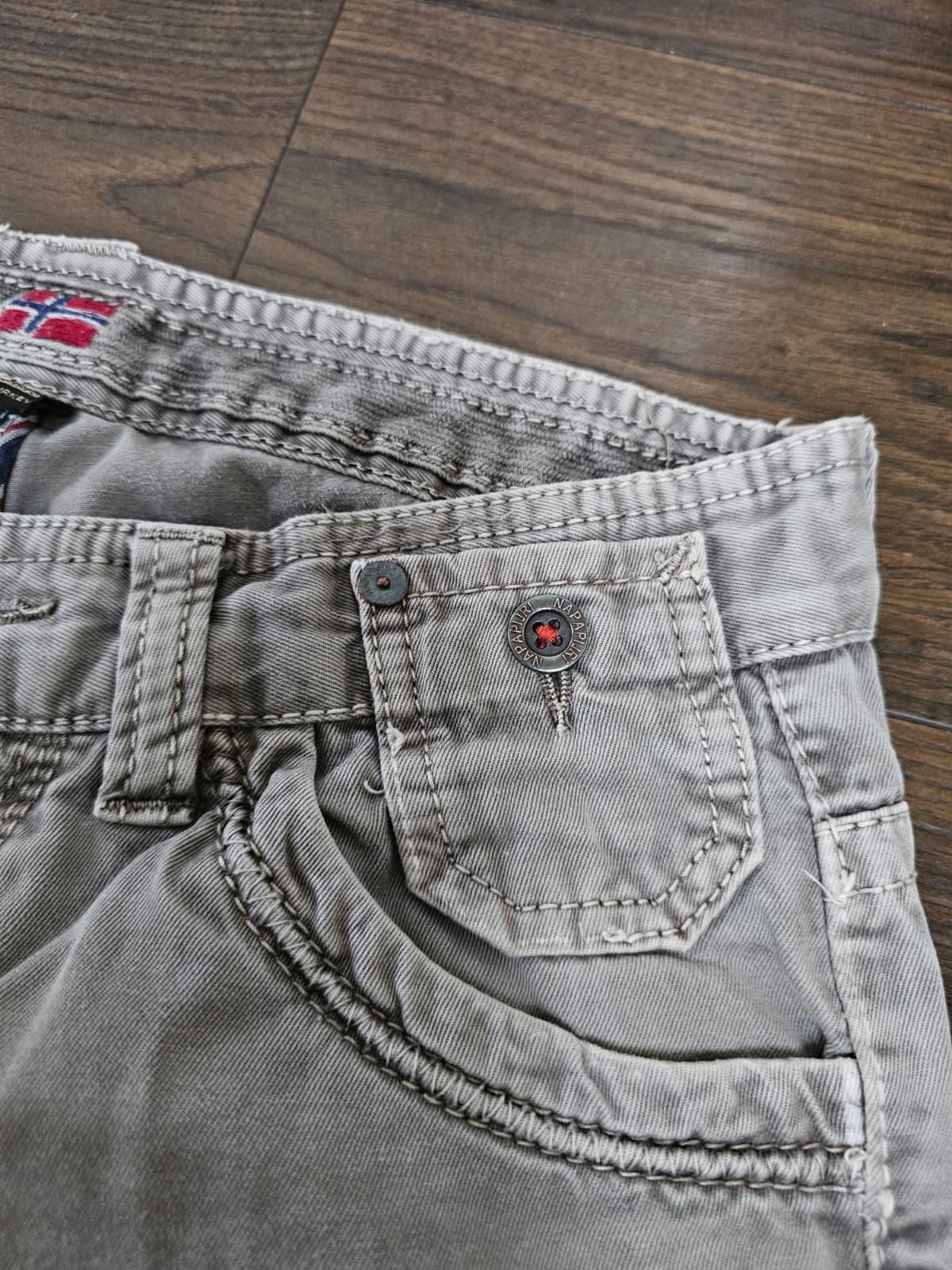 Napapijri Geographic Mens Straight Fit Chinos Trousers/Pants - W30/L29 - Grey