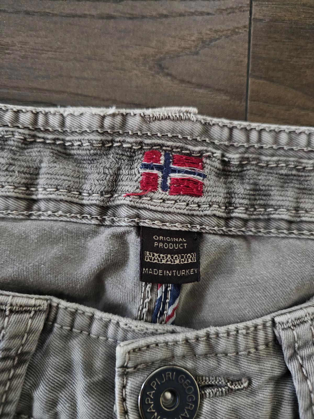Napapijri Geographic Mens Straight Fit Chinos Trousers/Pants - W30/L29 - Grey