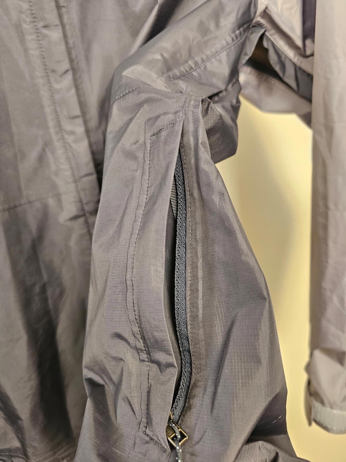 Patagonia Womens Full Zip H2NO torrent Shell Hooded Rain Jacket/Coat - S/Small
