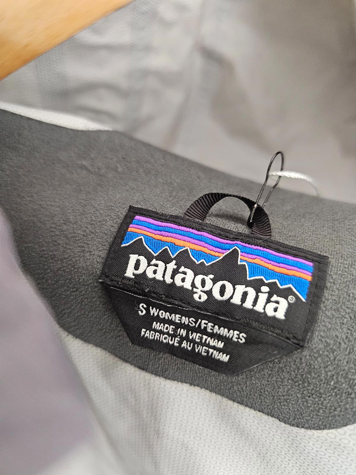 Patagonia Womens Full Zip H2NO torrent Shell Hooded Rain Jacket/Coat - S/Small