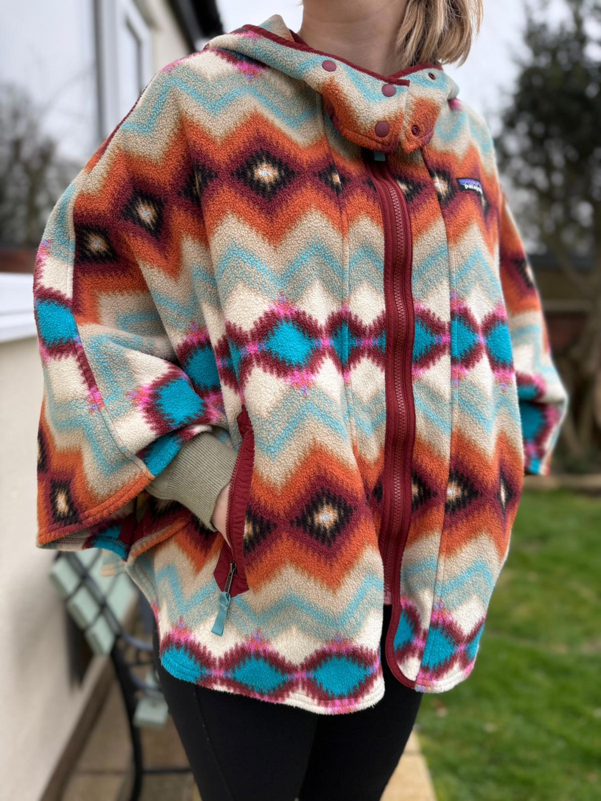 Patagonia Women's Full Zip Fleece Pattern Hooded Poncho/Cloak Jacket - XS