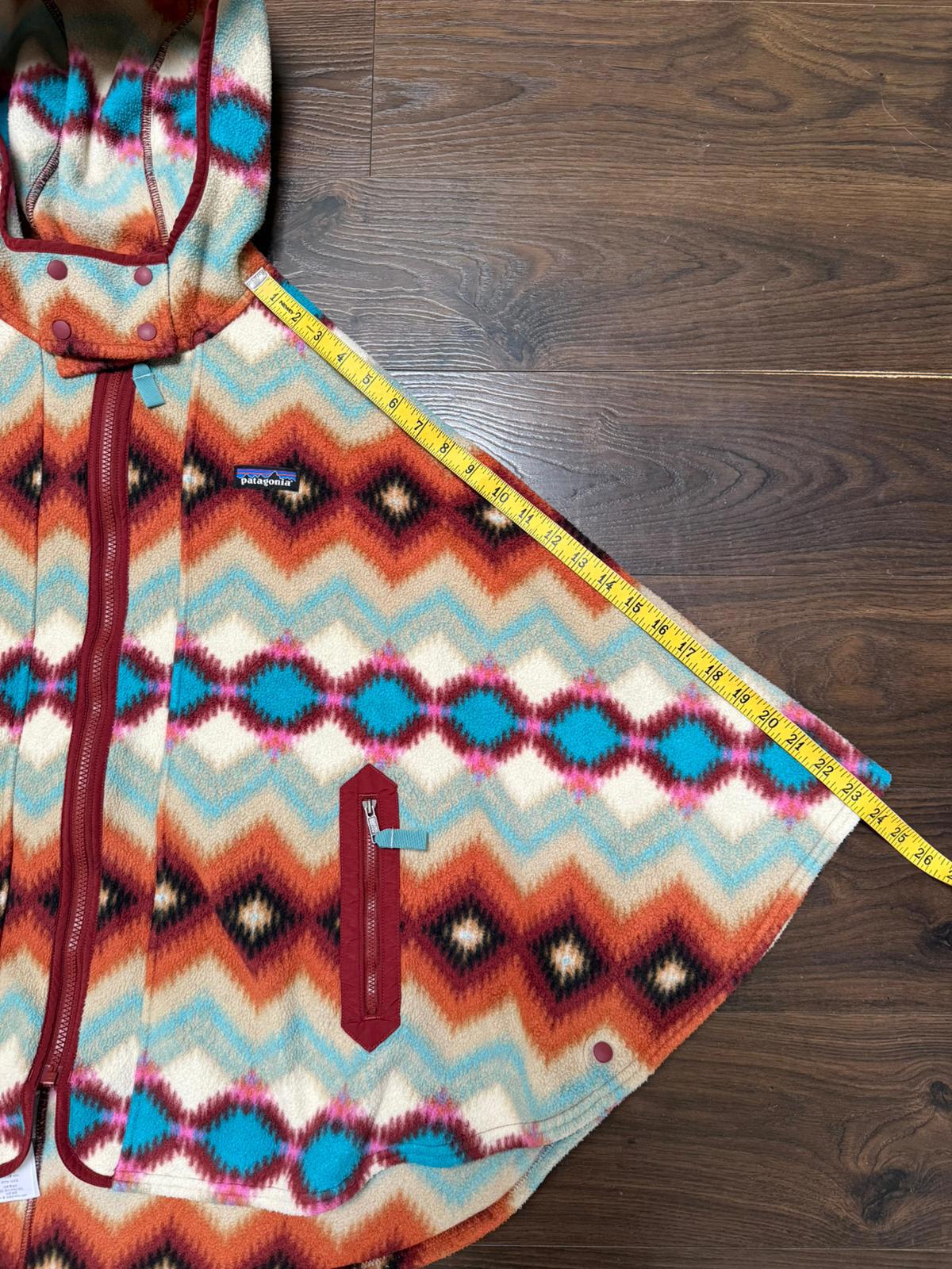 Patagonia Women's Full Zip Fleece Pattern Hooded Poncho/Cloak Jacket - XS