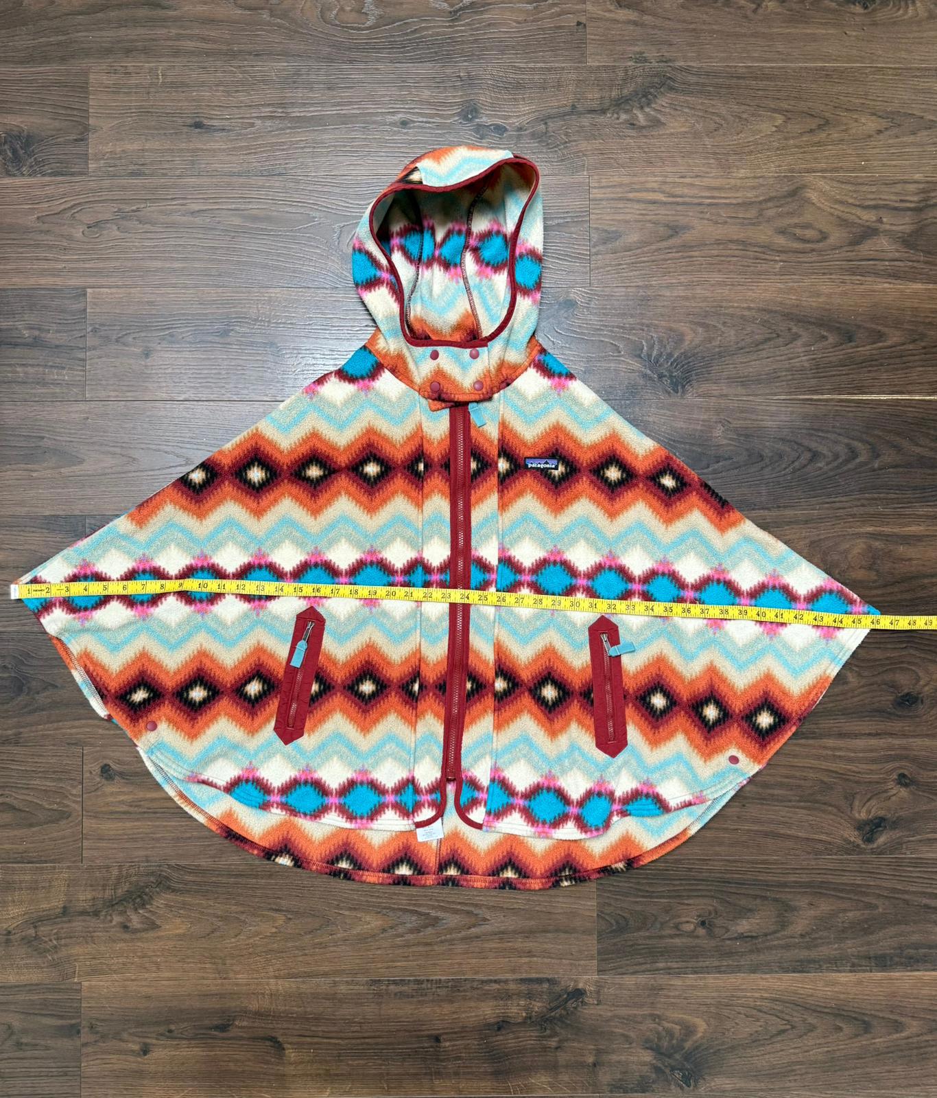 Patagonia Women's Full Zip Fleece Pattern Hooded Poncho/Cloak Jacket - XS