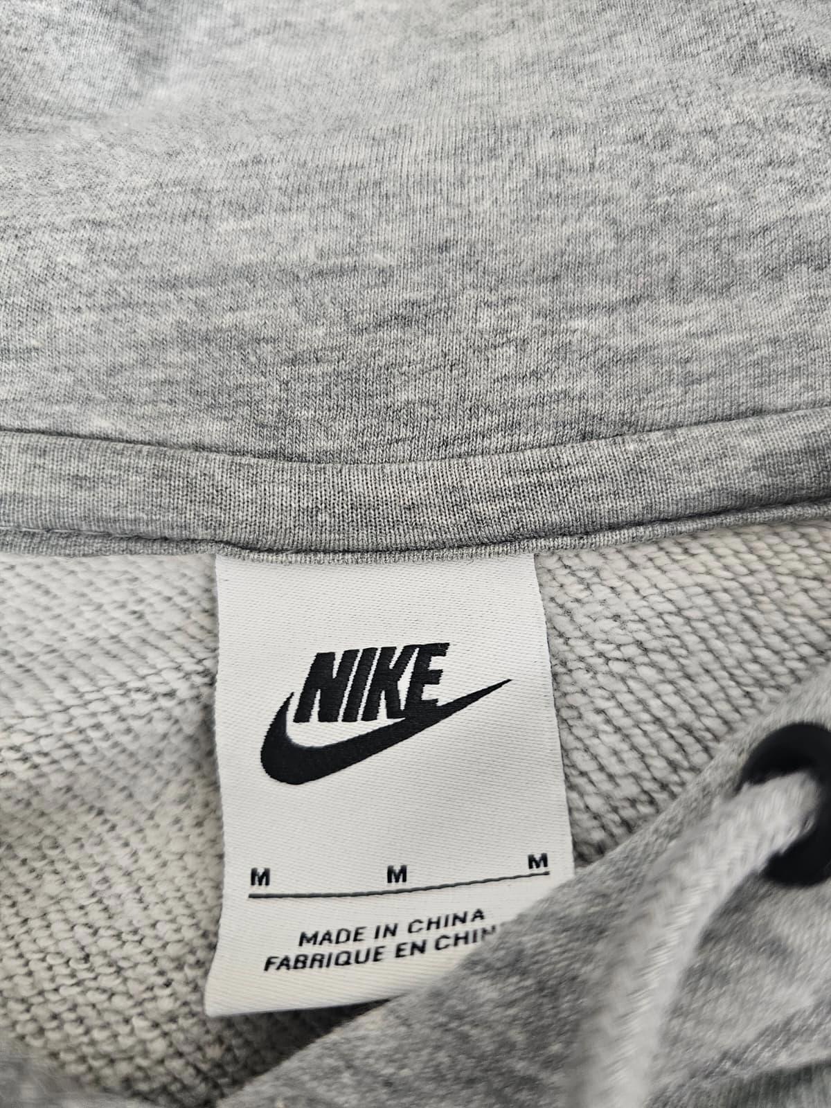 Nike Pullover Embroidered Hoodie - M/Medium - Grey