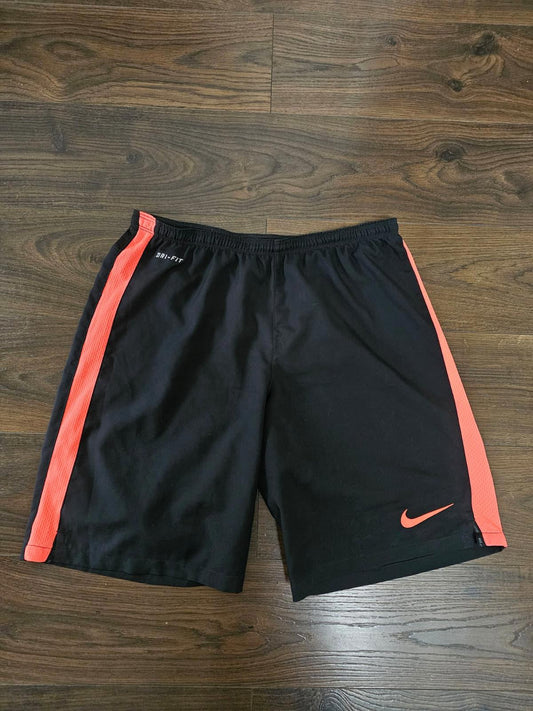 Nike Dri-Fit Mens Activewear Sports Gym/Football Shorts - M/Medium - 30-32