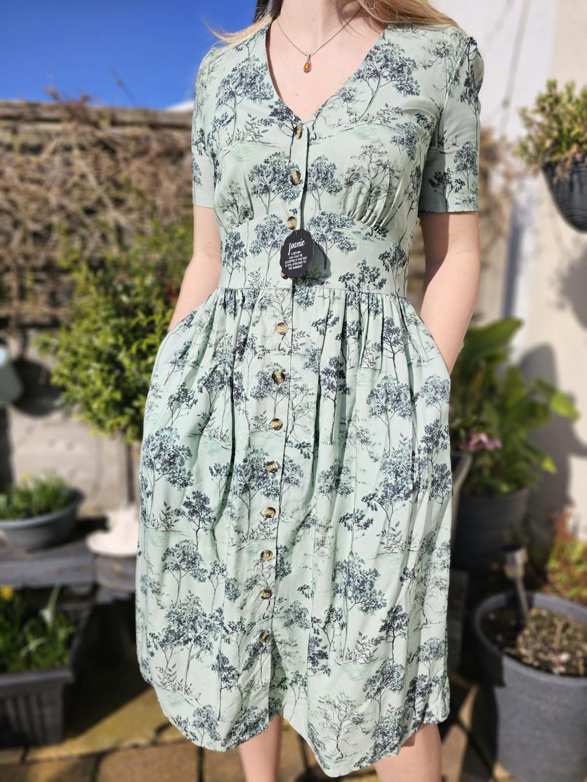 Joanie Womens Button-Down Forestry Print Multi Season Casual Midi Dress - UK 8**