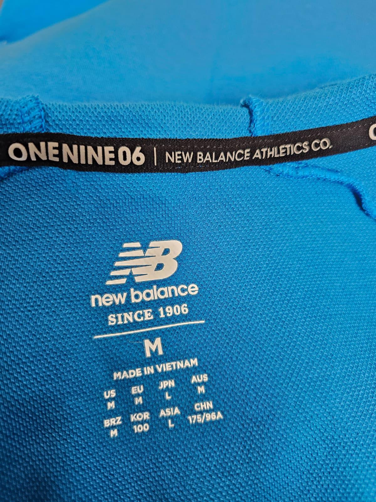 New Balance Mens Full Zip Hooded Jacket - M/Medium - Blue