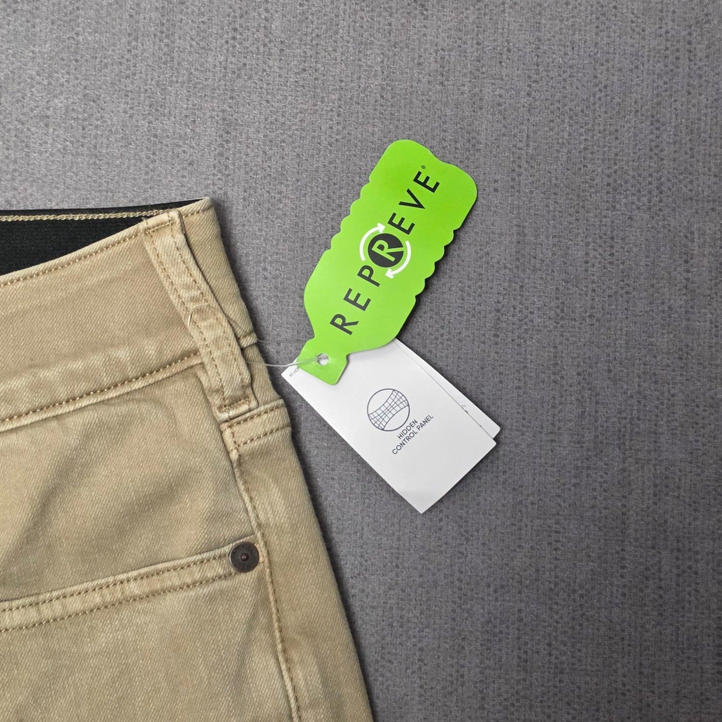 Lands End Womens Denim Jeans - UK 26  - W40 / L30 - Sand/Beige