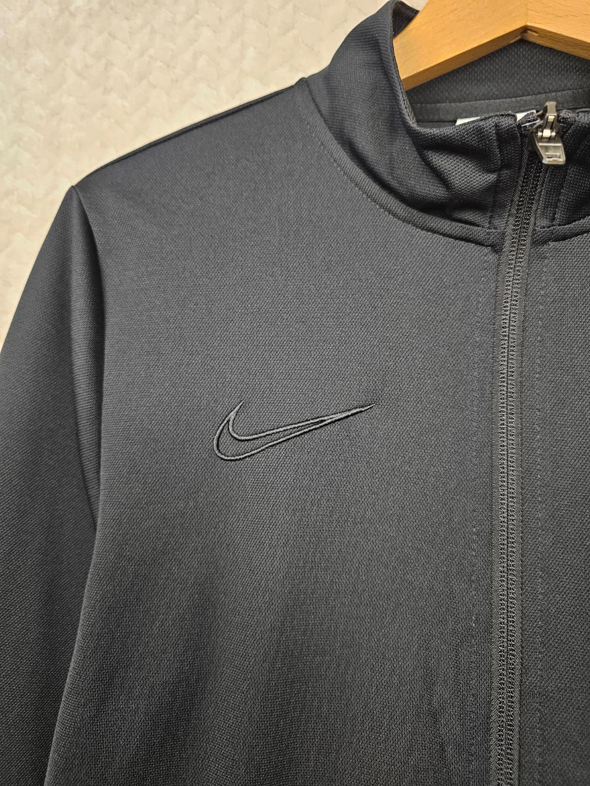 Nike Mens Dri-Fit Swoosh Full Zip Activewear Sports Tracksuit Jacket - S/Small