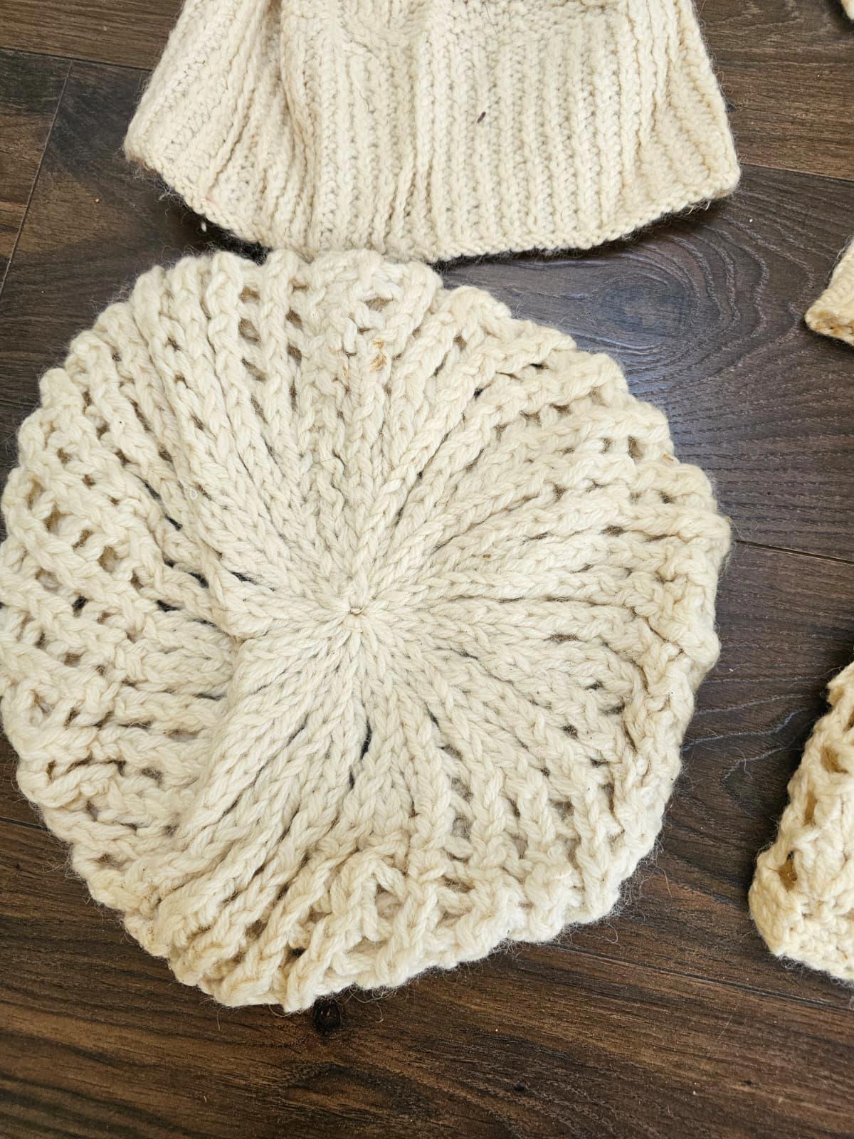 Collection of Vintage Hand Knit & Commercial Wool/Woolie Hats/Beanies - 10 Hats