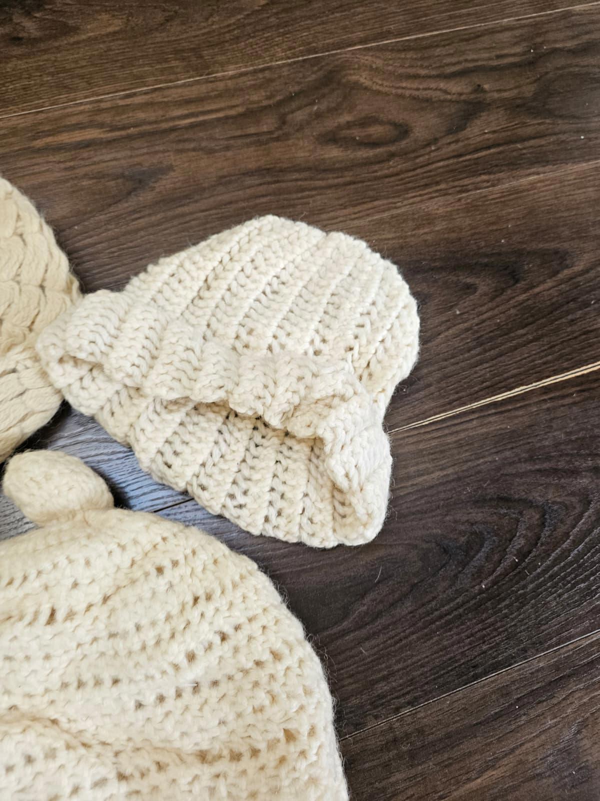 Collection of Vintage Hand Knit & Commercial Wool/Woolie Hats/Beanies - 10 Hats