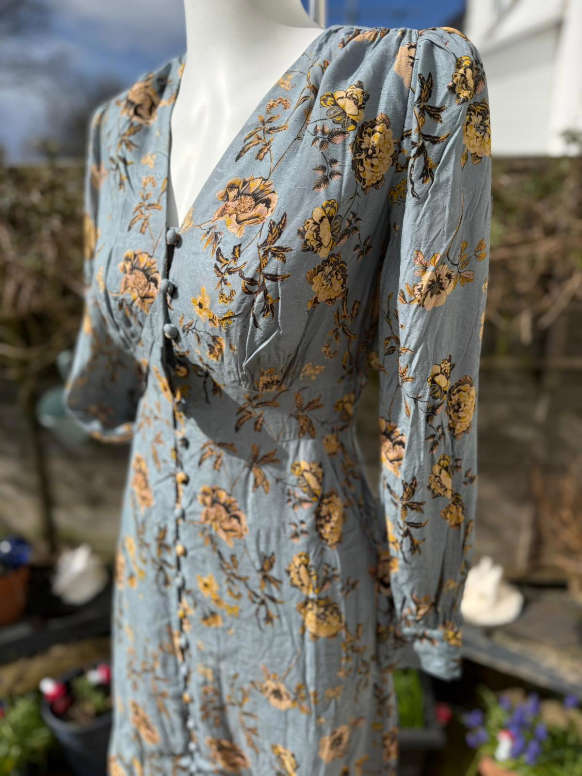 Christina Hendricks X Joanie Lily Of The Valley Flowers Print Midi Dress 8