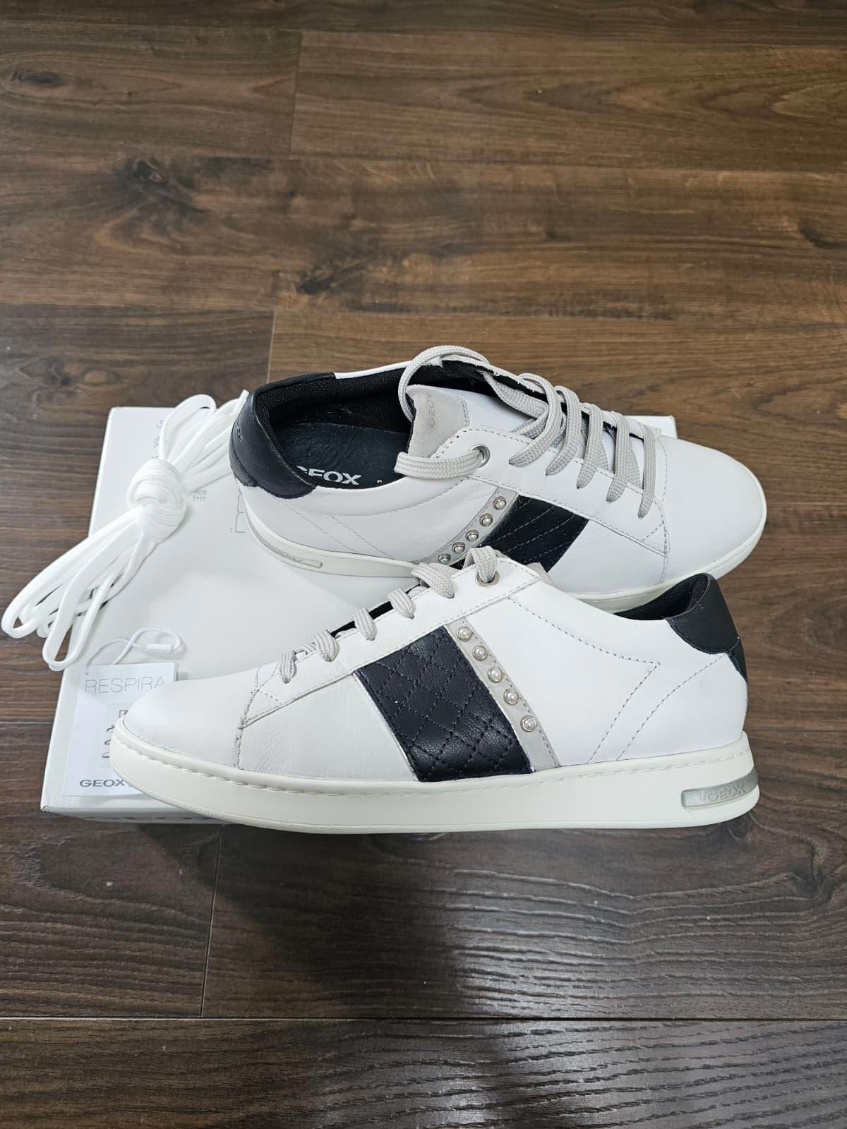 Geox D Jaysen Womens B Respira Casual Leather Trainers/Sneakers -UK 4-White/Grey
