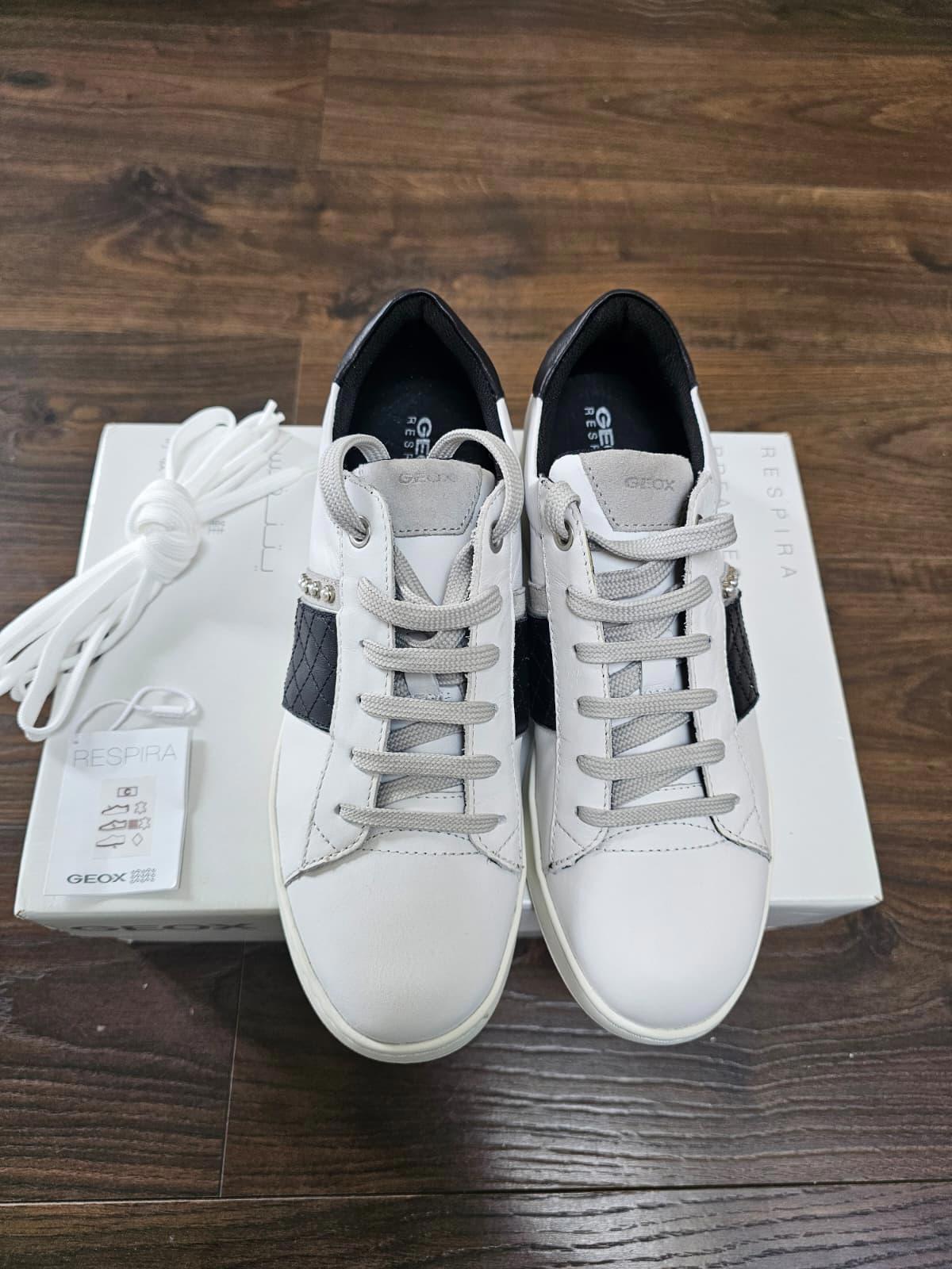 Geox D Jaysen Womens B Respira Casual Leather Trainers/Sneakers -UK 4-White/Grey