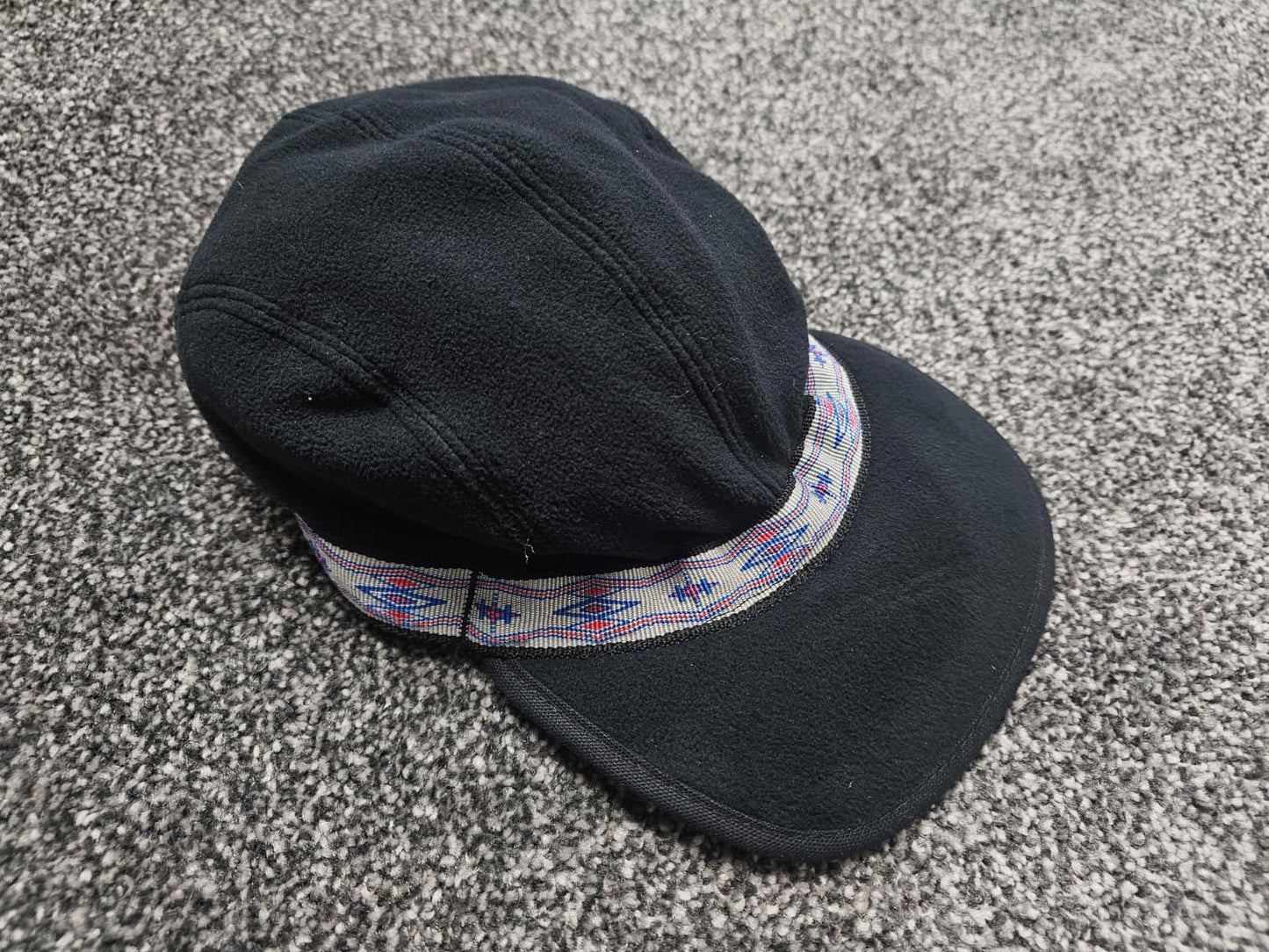 KAVU Aztec Geo Fleece Strap Cap/Hat - One Size/M/Medium Hike- Black/Trim
