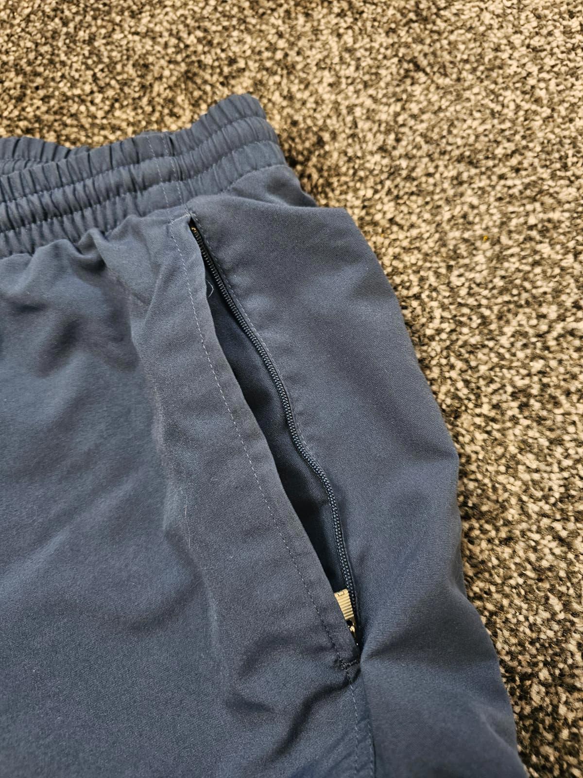 Adidas Mens Activewear Embroidered Mesh Lined Gym Sport Shorts - W32/L8