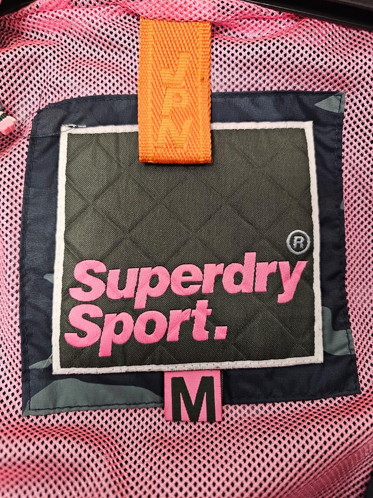 Superdry Women's Sport Lightweight Camouflage Windbreaker Rain Jacket - M/Medium