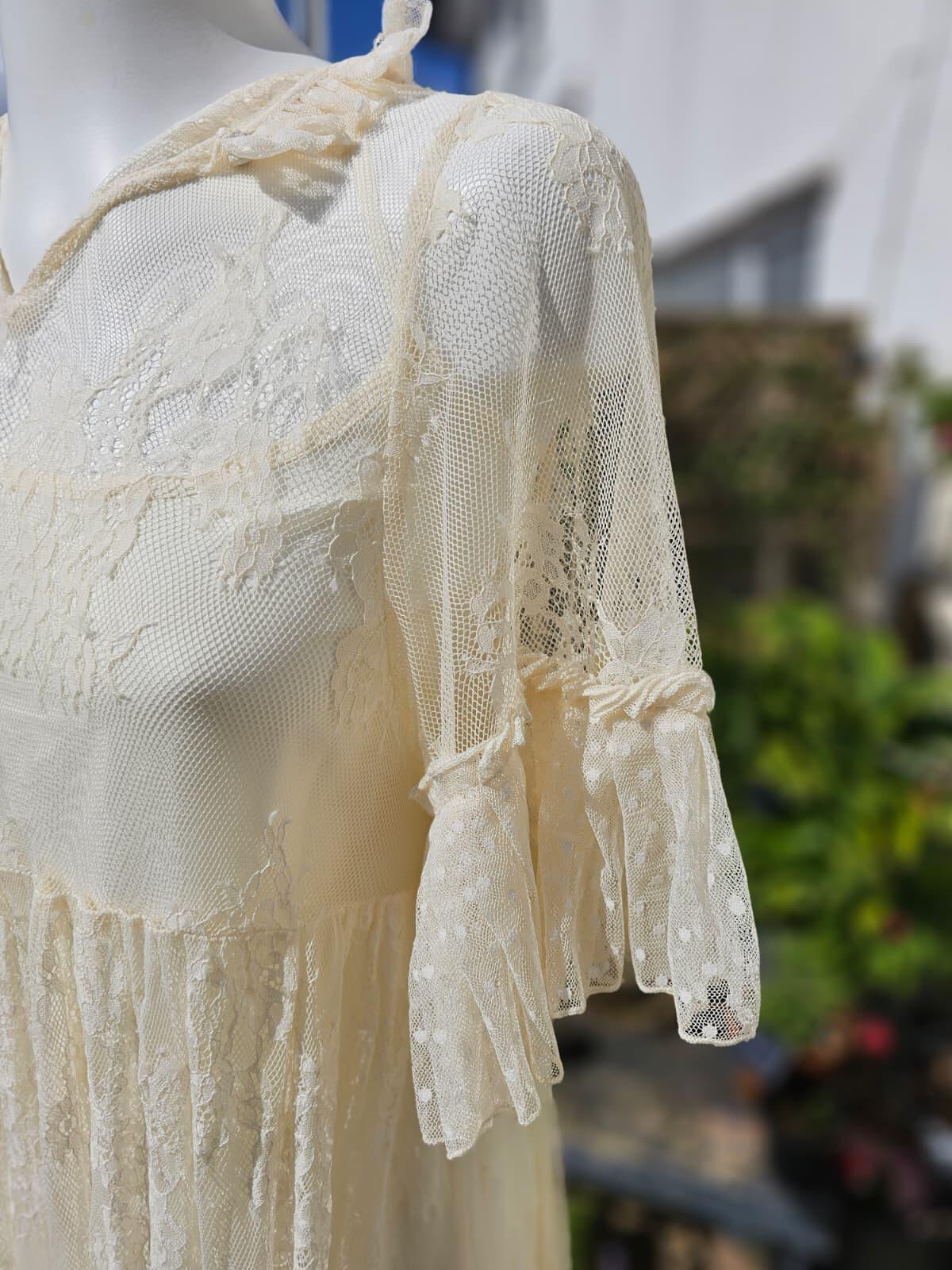 Joanie Havisham High Neck Lace Midi Dress with Ruffle Sleeves and Collar - S/8