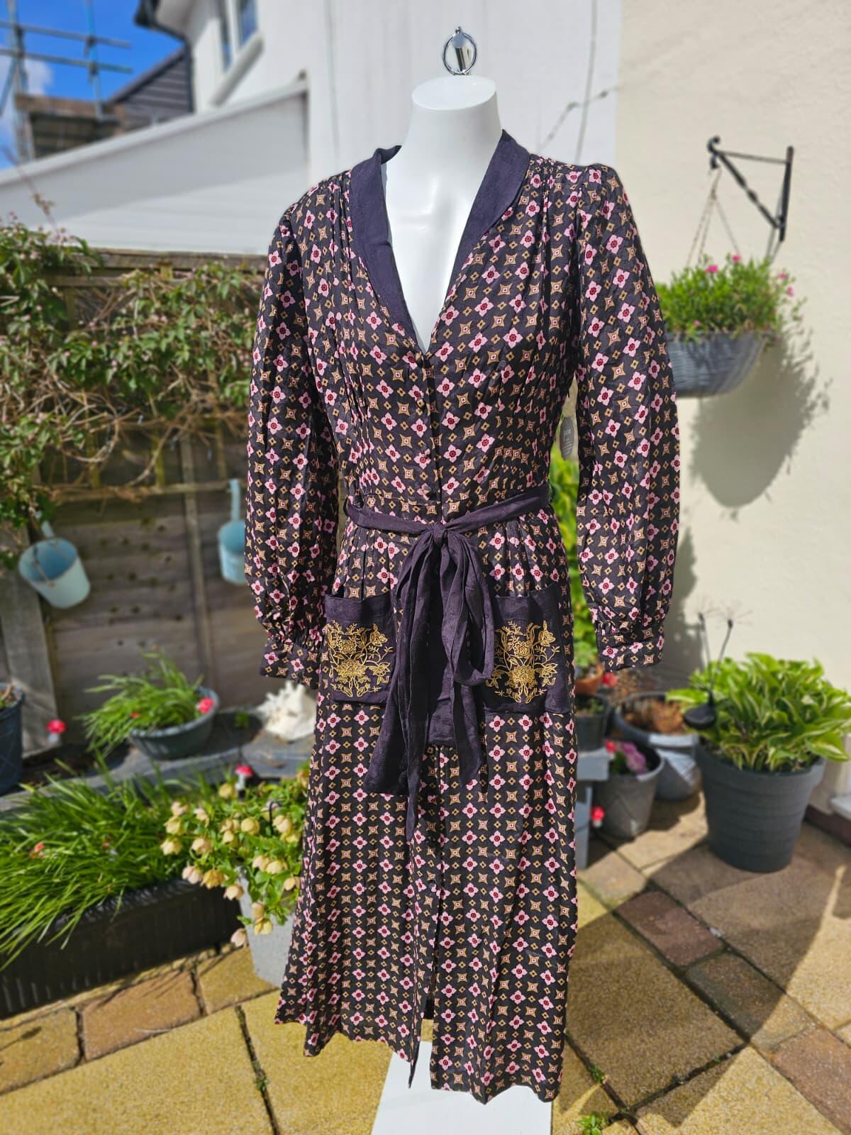 Christina Hendricks X Joanie Vetiver Foulard Print Smoking Jacket Midi Dress 14