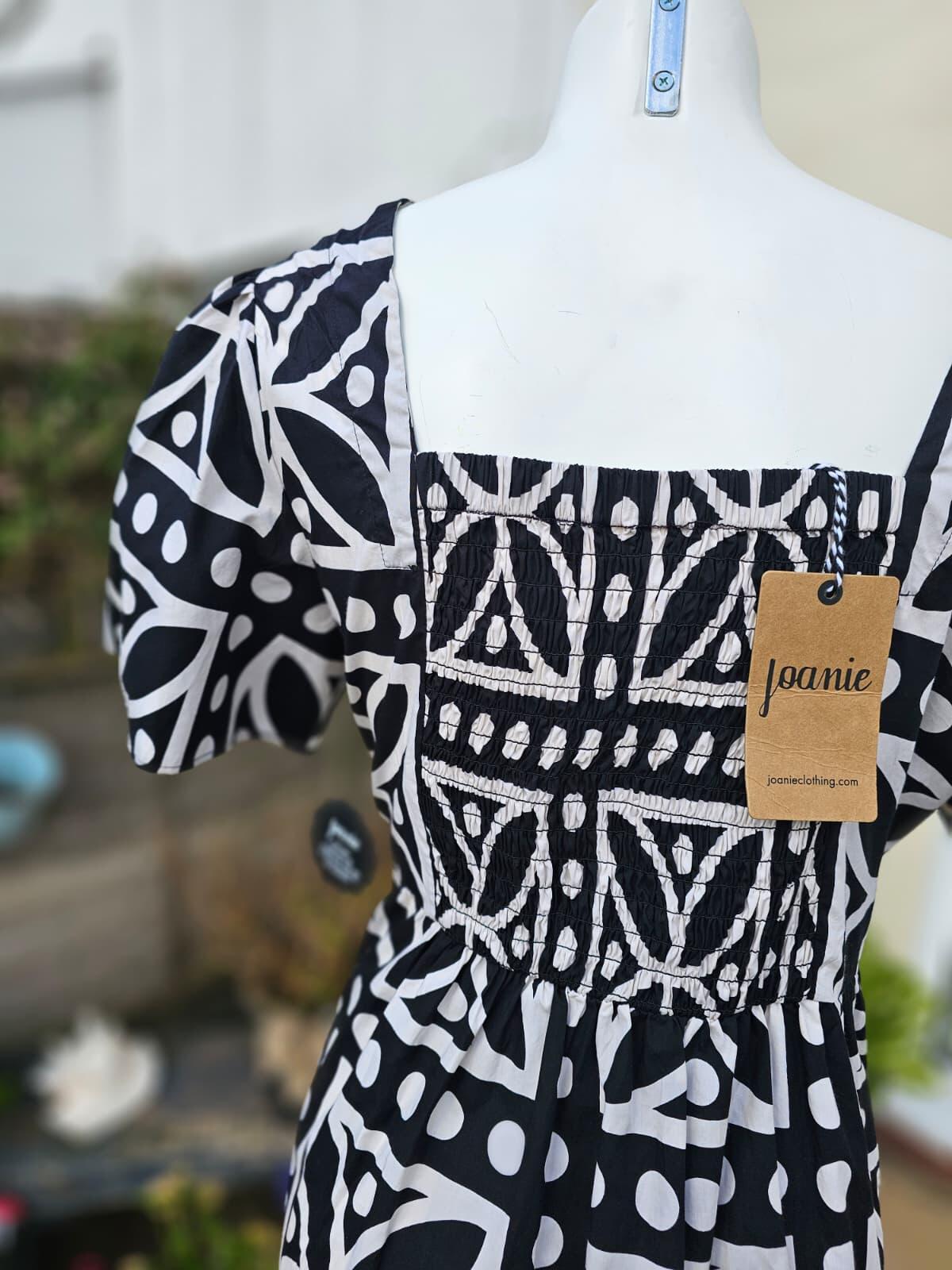 Joanie Georgia Monochrome Tile Print Square Neck Midi Skirt Dress - 18