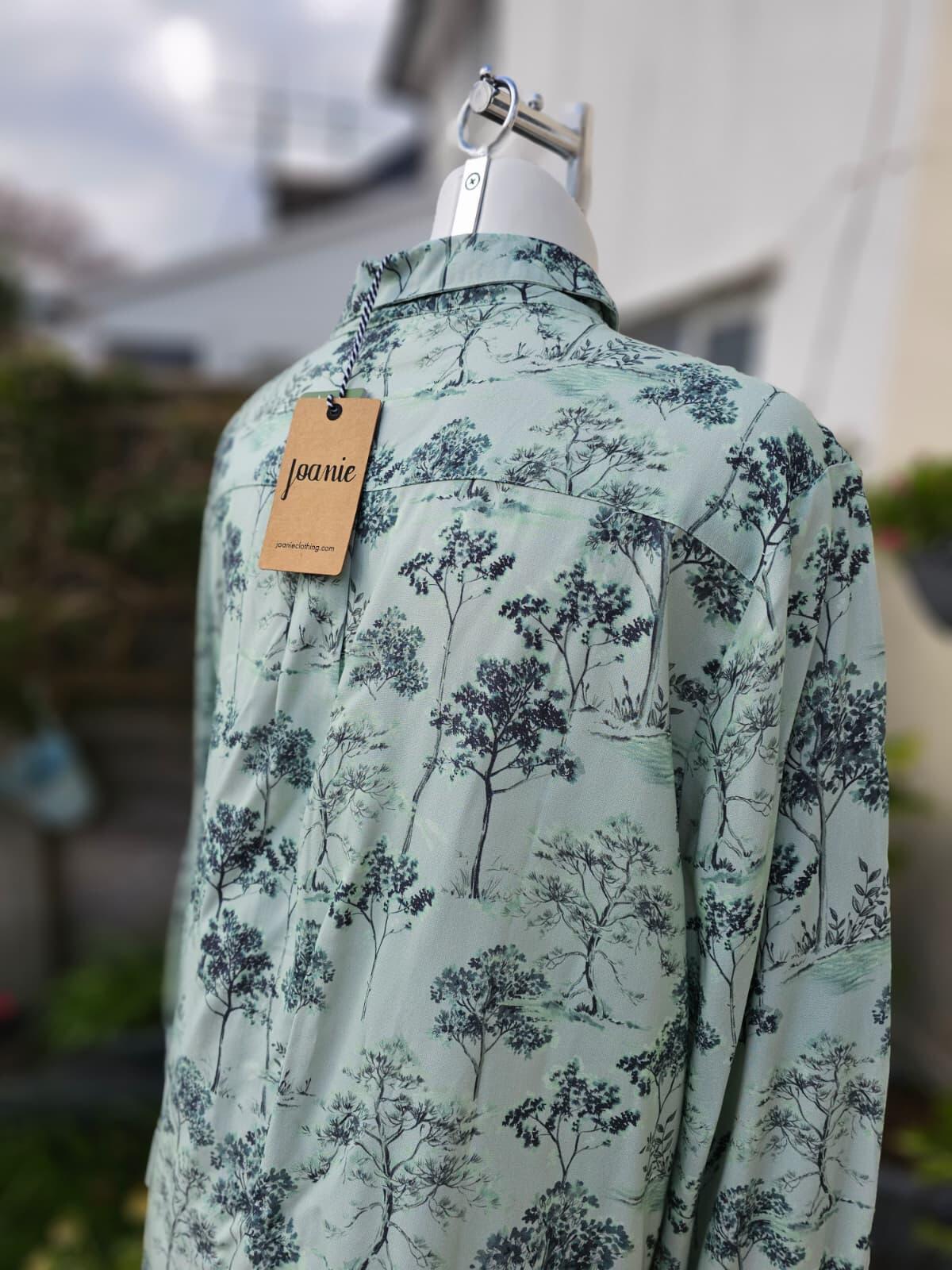 Joanie Womens Sharon Tree Forest Print Oversized Pocket Shirt/Blouse - UK 24