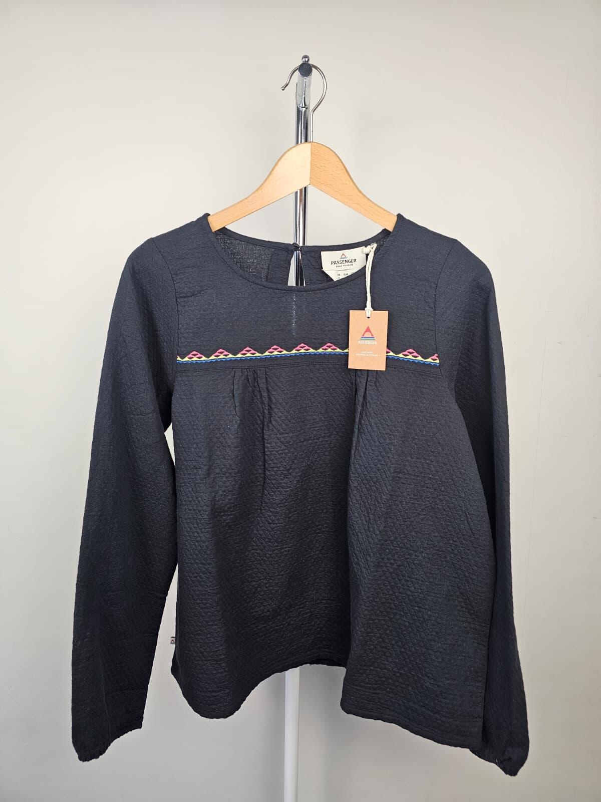 Passenger Petal Organic Cotton Textured Long Sleeve Top - S/Small/10 - Black