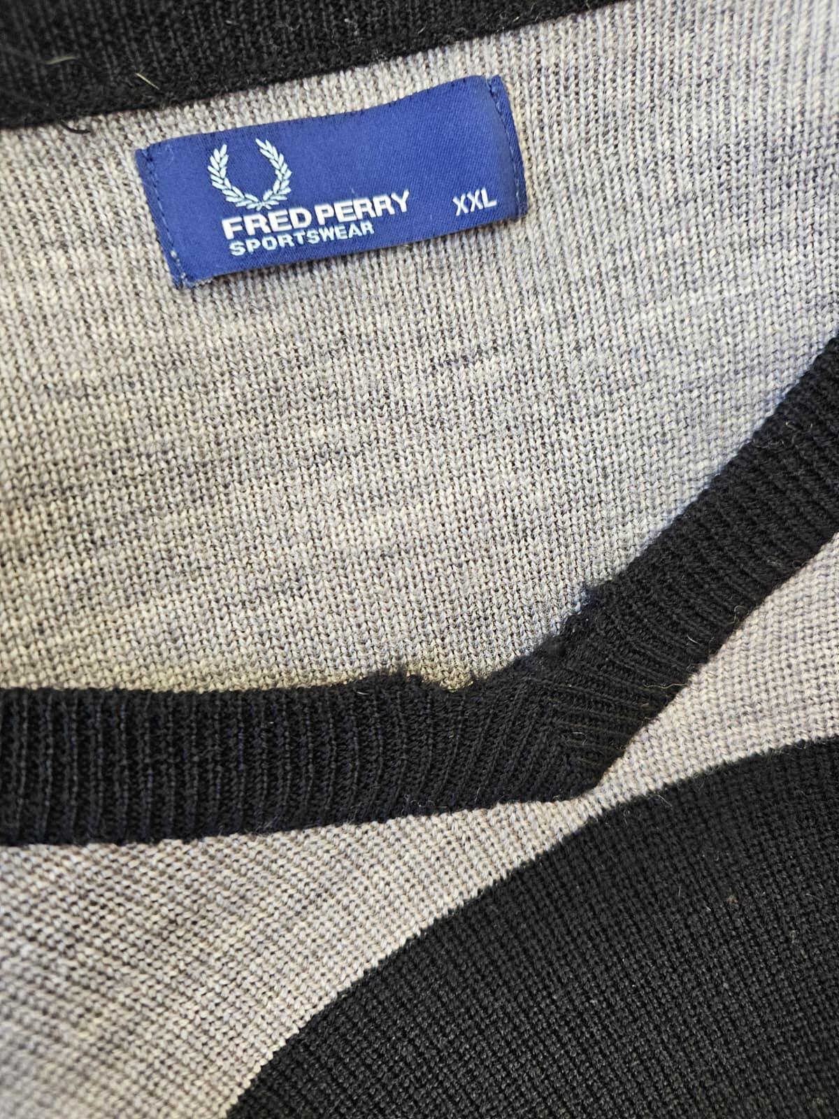 Fred Perry Mens Striped Pullover V-Neck 100% Wool Jumper - XXL/2XL - Stripey