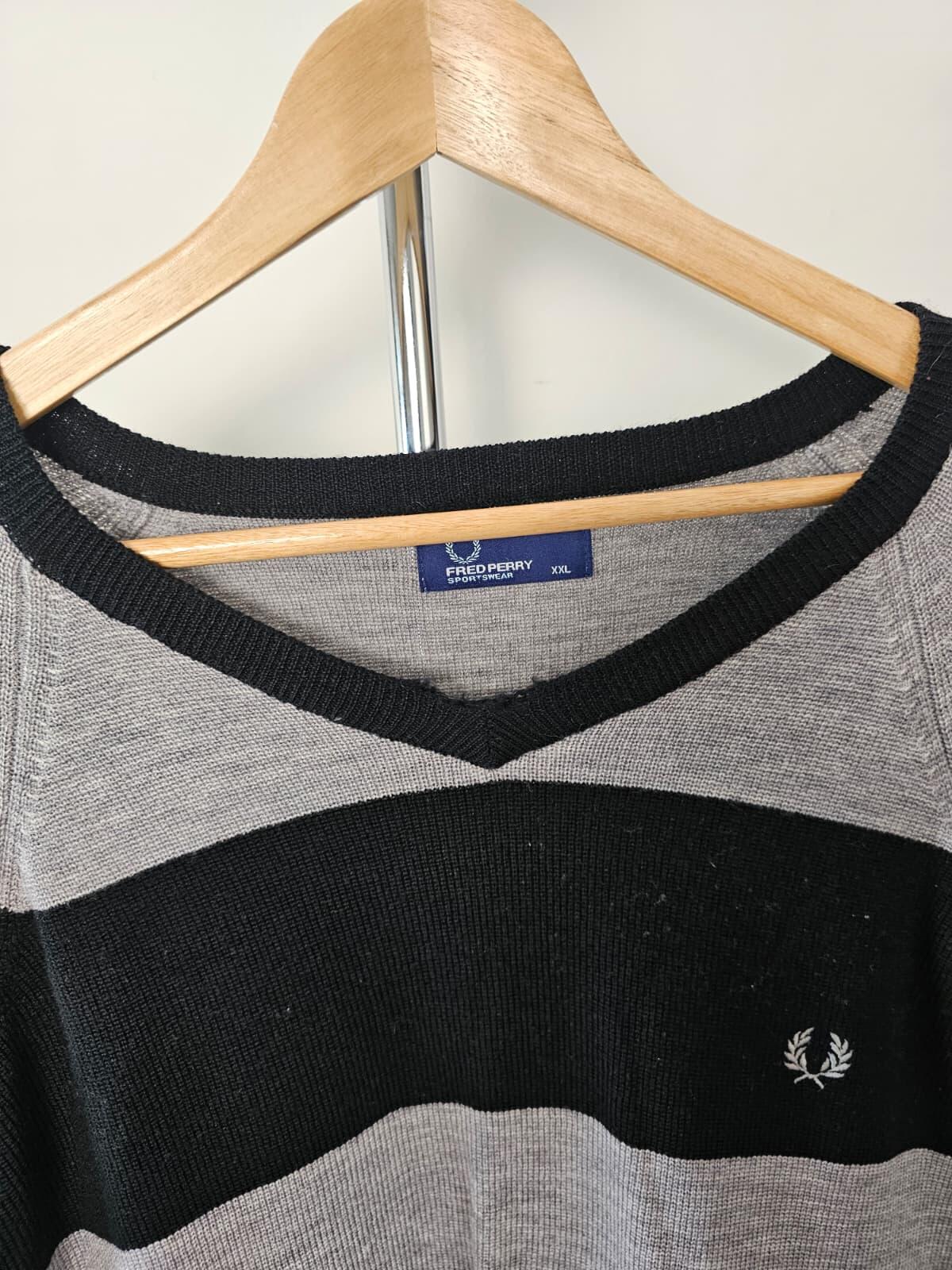 Fred Perry Mens Striped Pullover V-Neck 100% Wool Jumper - XXL/2XL - Stripey