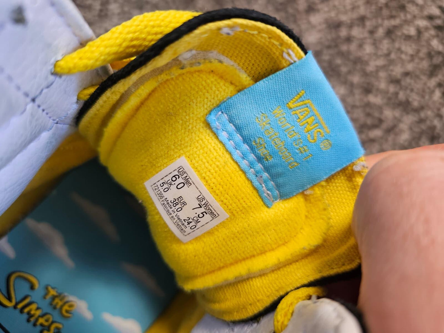 Awesome Vans X The Simpsons 1987-2020 Sneakers Trainers UK 5/EU38 Rare Collector