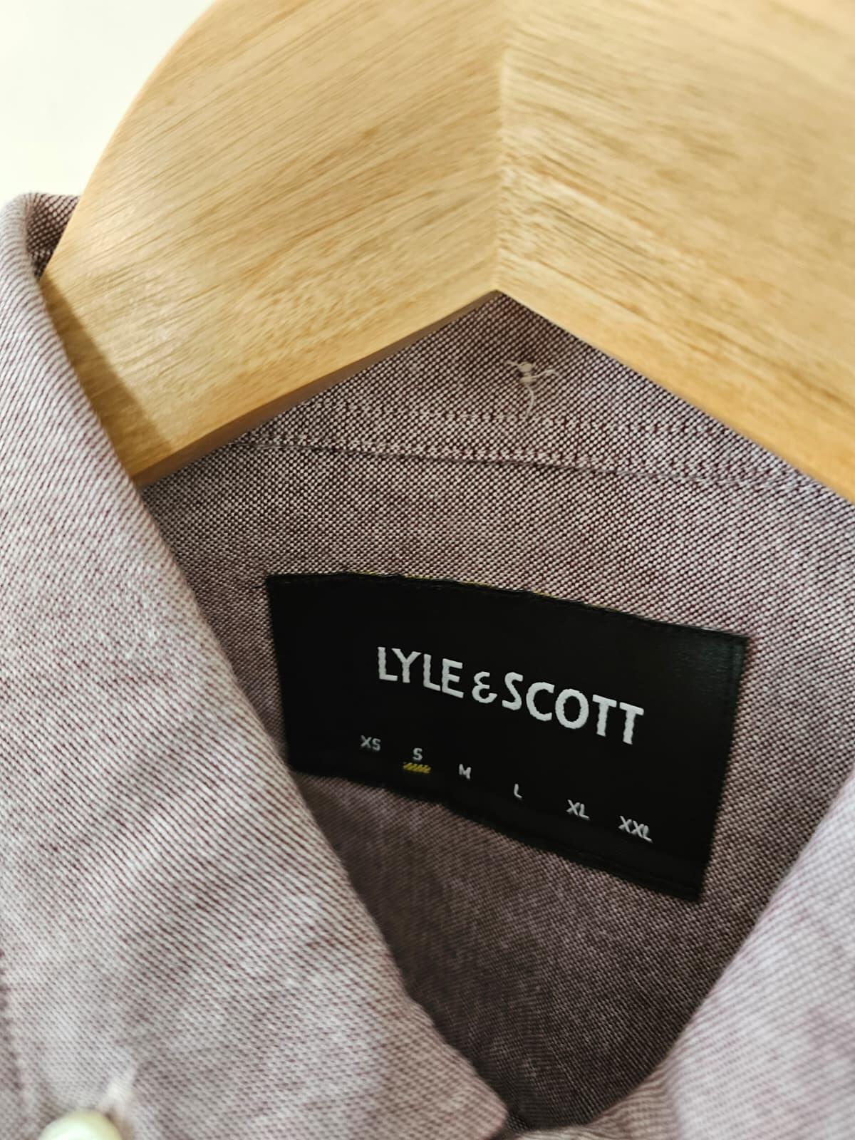 Lyle & Scott Men's Long Sleeve Oxford Style Button Up Shirt - S/Small - Merlot