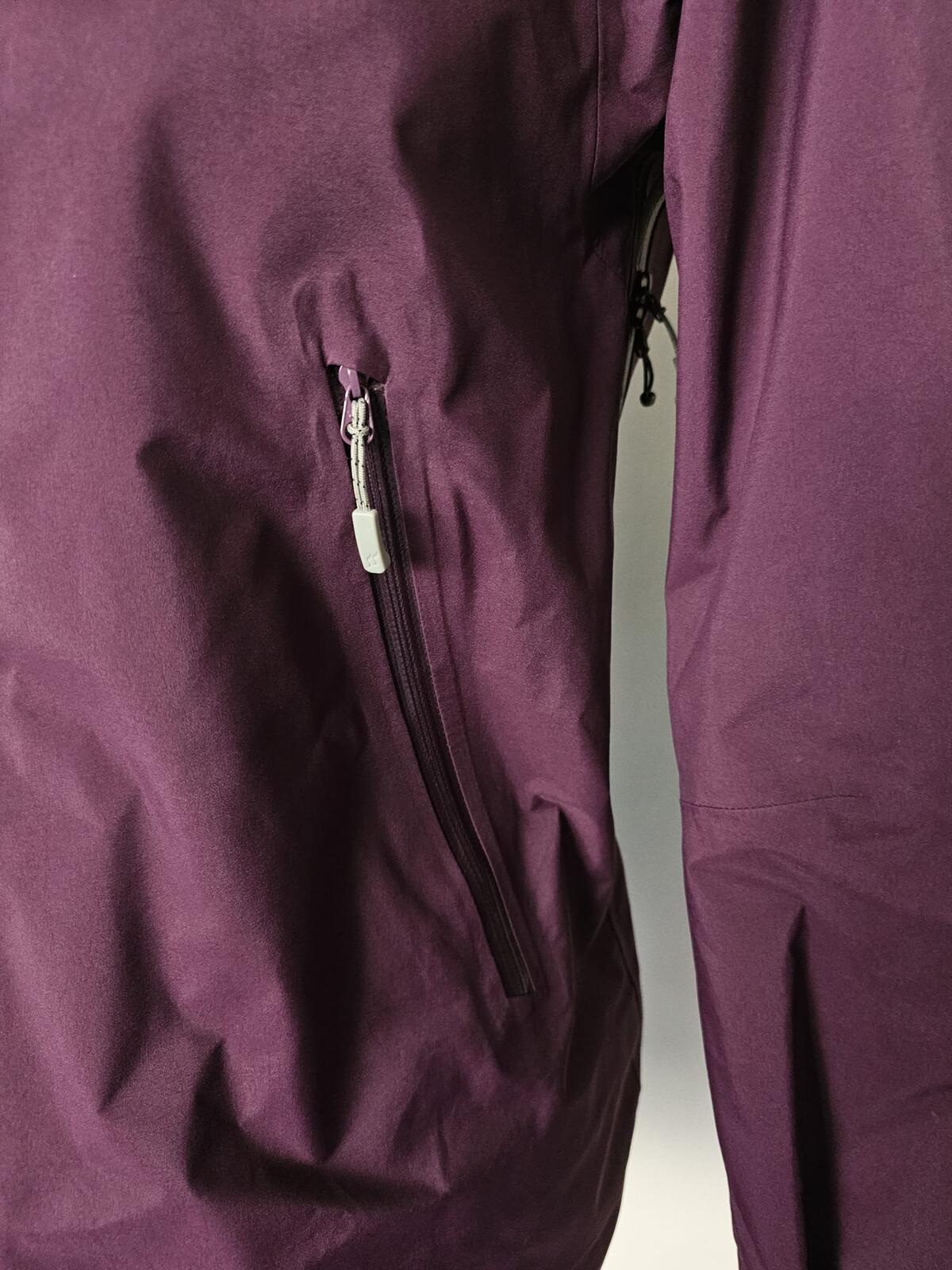Rab Women's Gore-Tex Kangri Full Zip Hooded Technical Walking/Hiking Jacket - 16