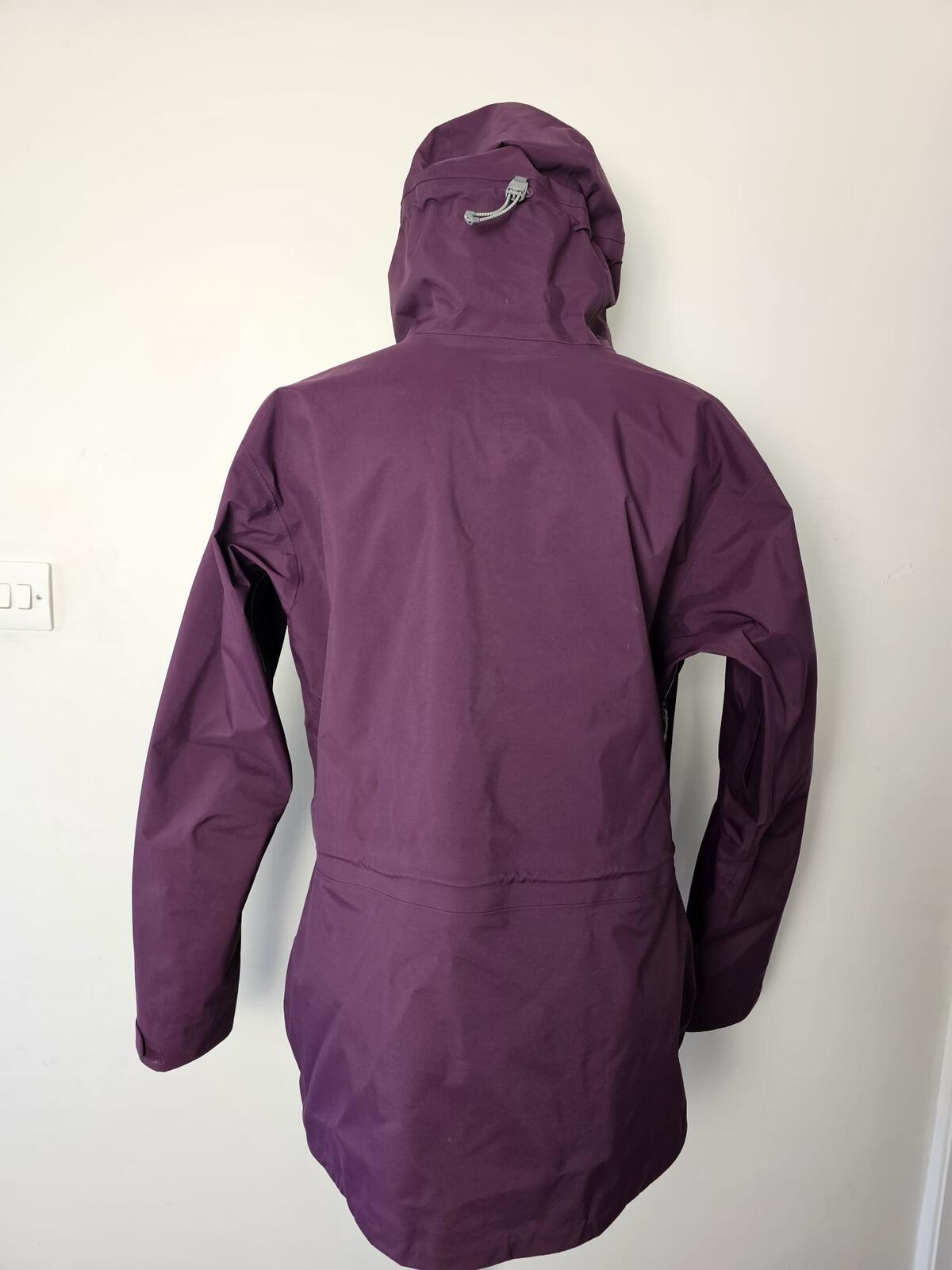 Rab Women's Gore-Tex Kangri Full Zip Hooded Technical Walking/Hiking Jacket - 16
