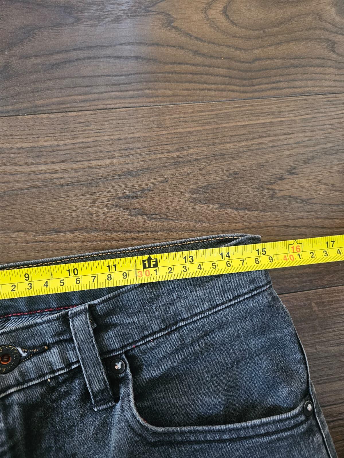 Levi's Men's Washed Black Denim Jeans 511 Slim Fit - W30/32L