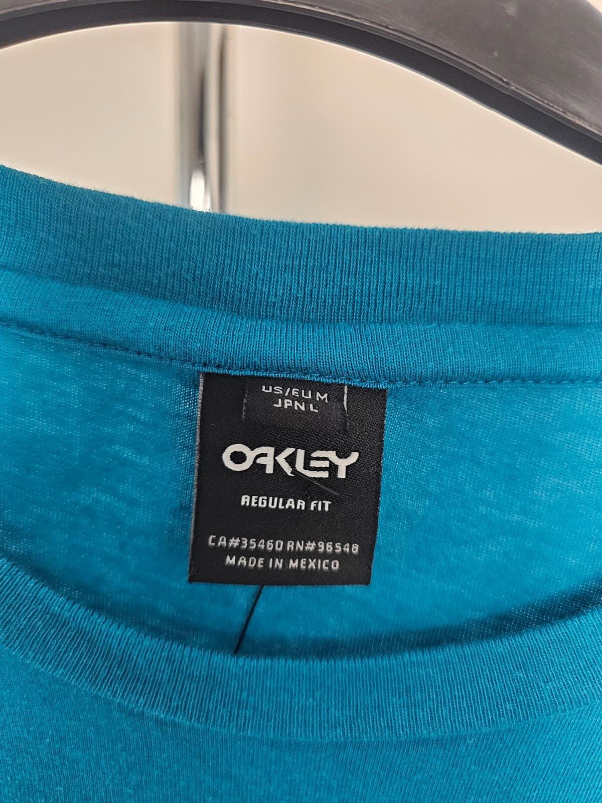 Oakley Men's Long Sleeve Mark 2 Big Spell out Print T-Shirt  M/Medium Teal Blue
