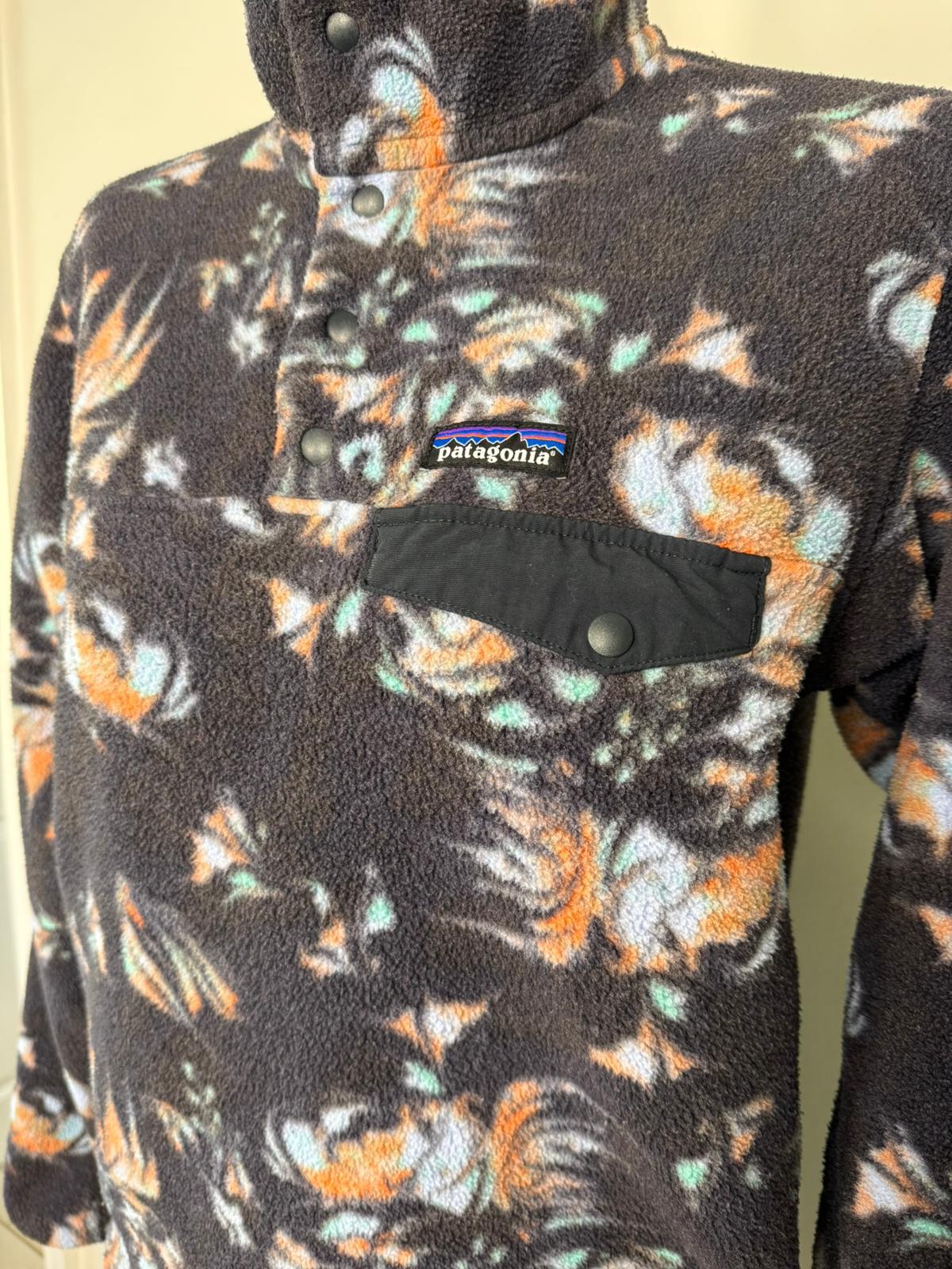Patagonia Women's Snap Button Pullover Synchilla Pattern Fleece Jumper -M/Medium