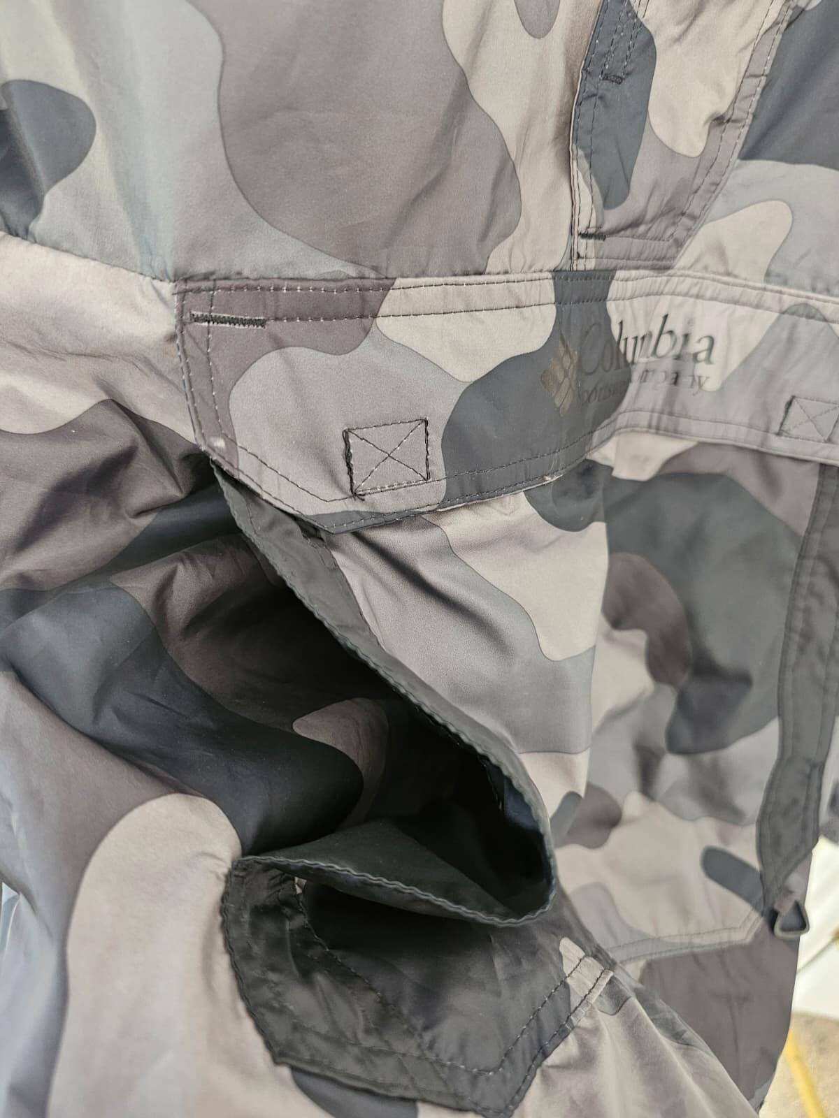 Columbia Camo Pullover 1/2 Zip Hooded Packable Windbreaker Jacket  S/Small