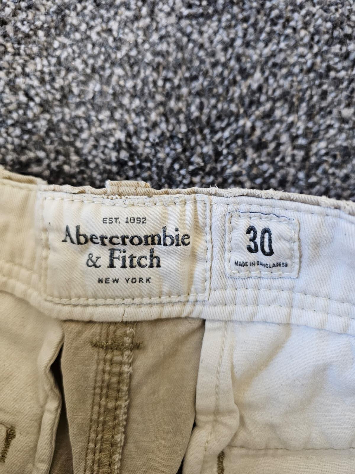 Abercrombie & Fitch Men's Smart Casual Chino Cotton Shorts - 30 - Beige