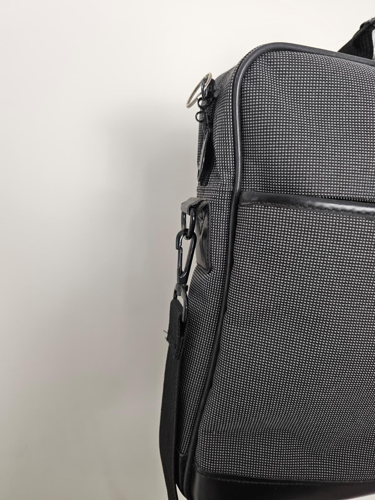 MSI Laptop Shoulder/Carry Bag 15 inch laptop Holder School/Business/Work
