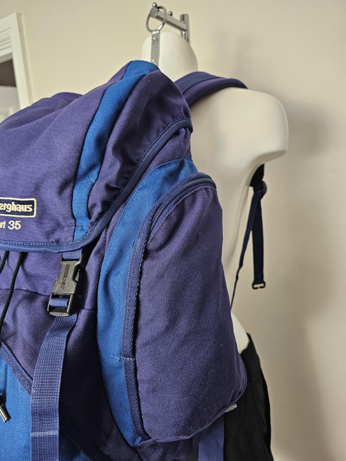 Berghaus Vintage 90's Dart 35 Hiking Walking Backpack/Rucksack - 35 Litre - Blue