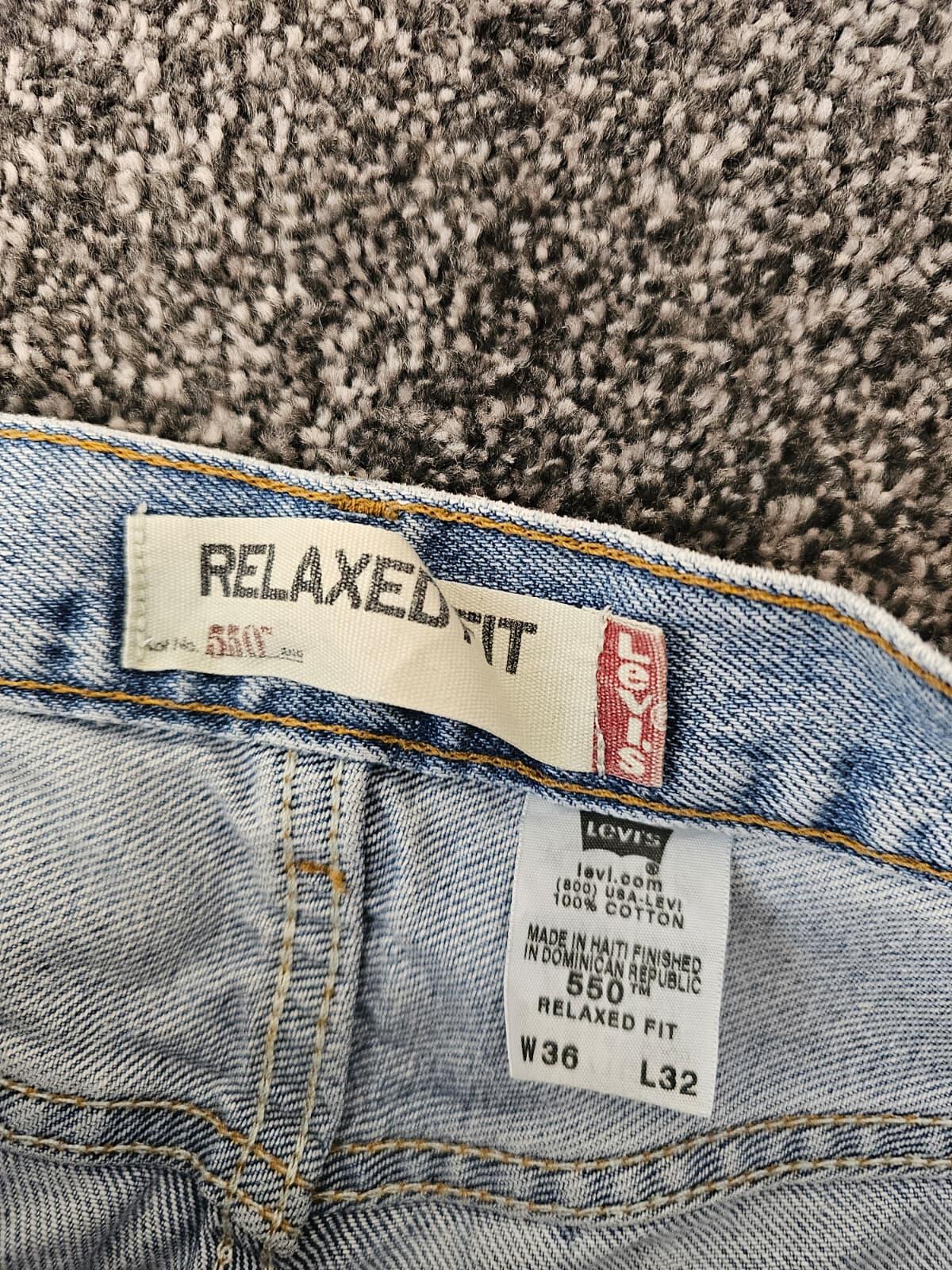 Levi's Men's 550 Relaxed Fit Blue Denim Jeans/Pants - W32/L30