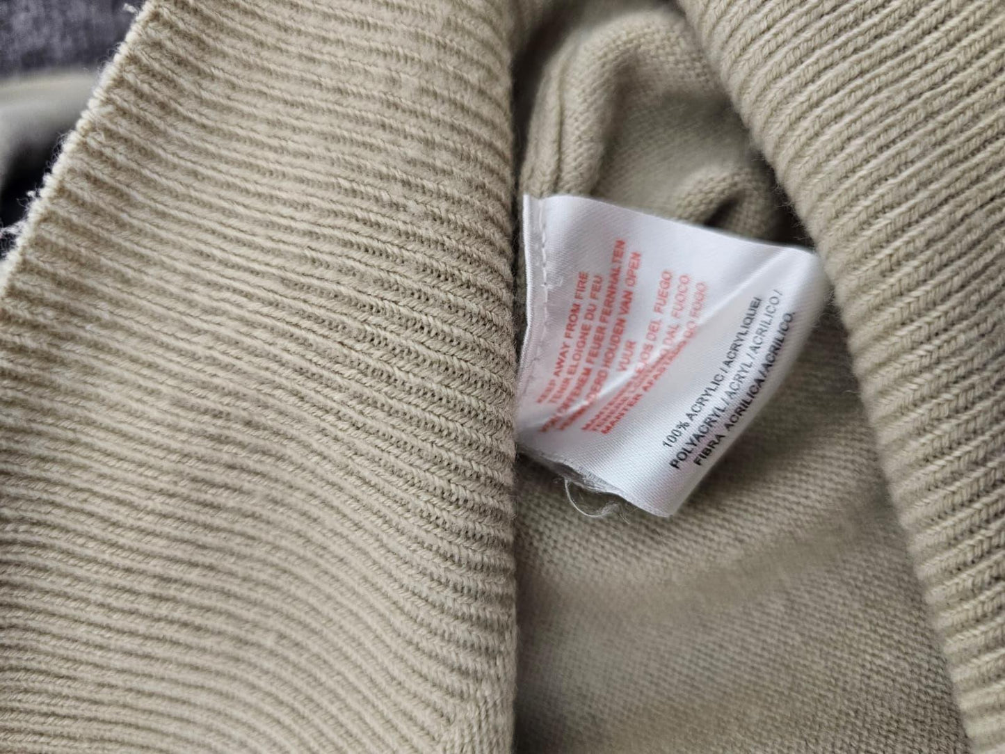 Lyle & Scott Vintage V-Neck Pullover Jumper/Sweater - L/Large - Beige