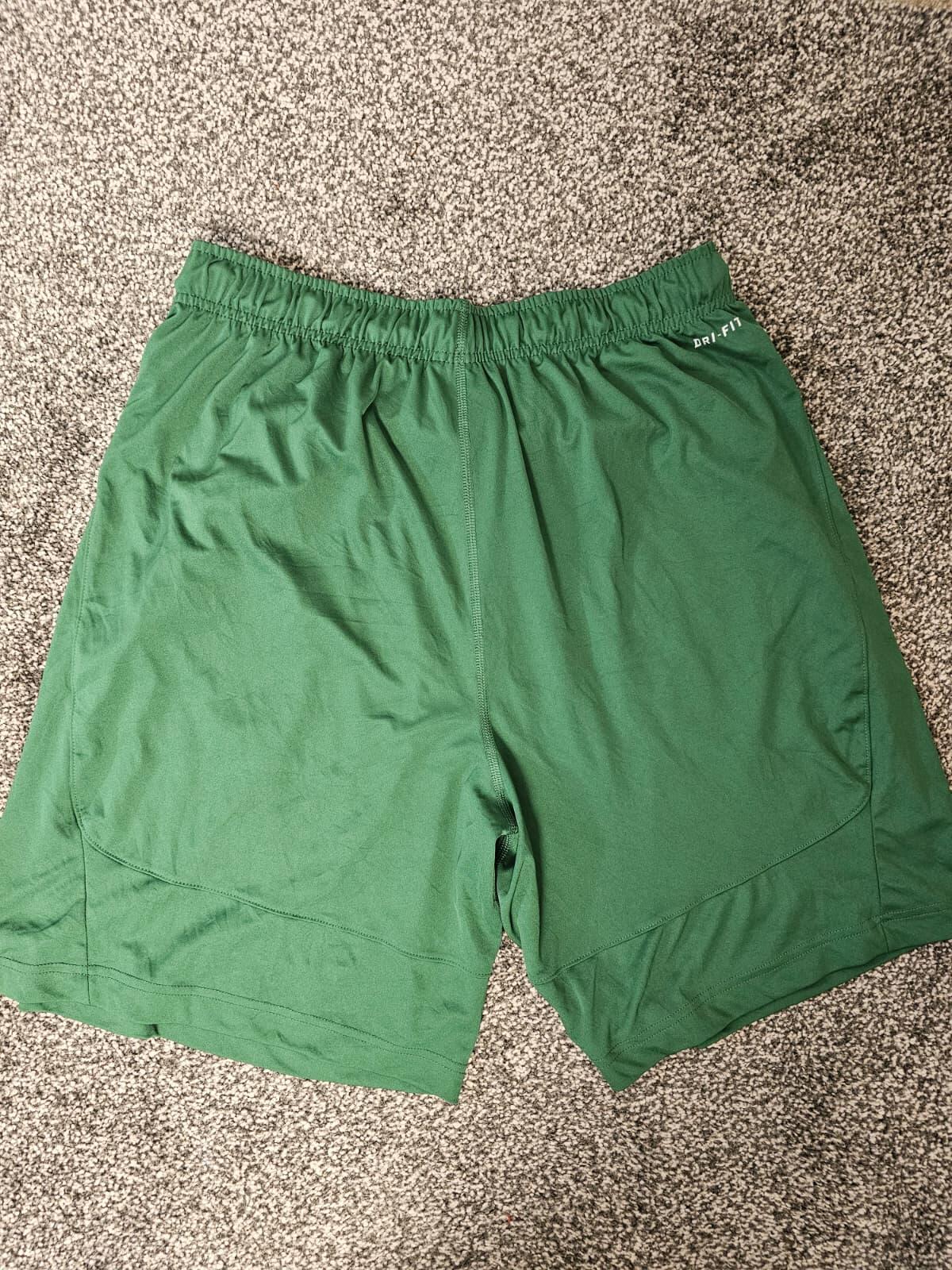 Nike Dri-Fit Block T Dark Green Activewear Sport/Gym Shorts XL/Extra Large 32/34