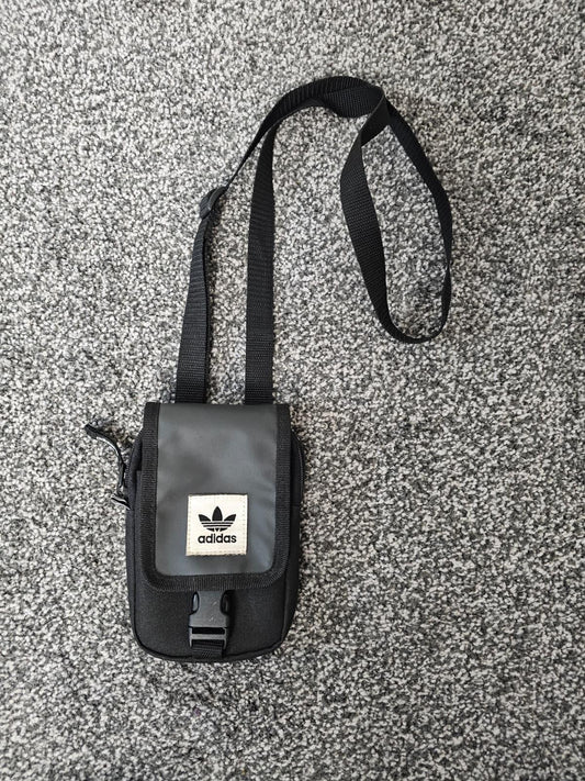 Adidas Small Cross Body Shoulder Pouch/Bag -